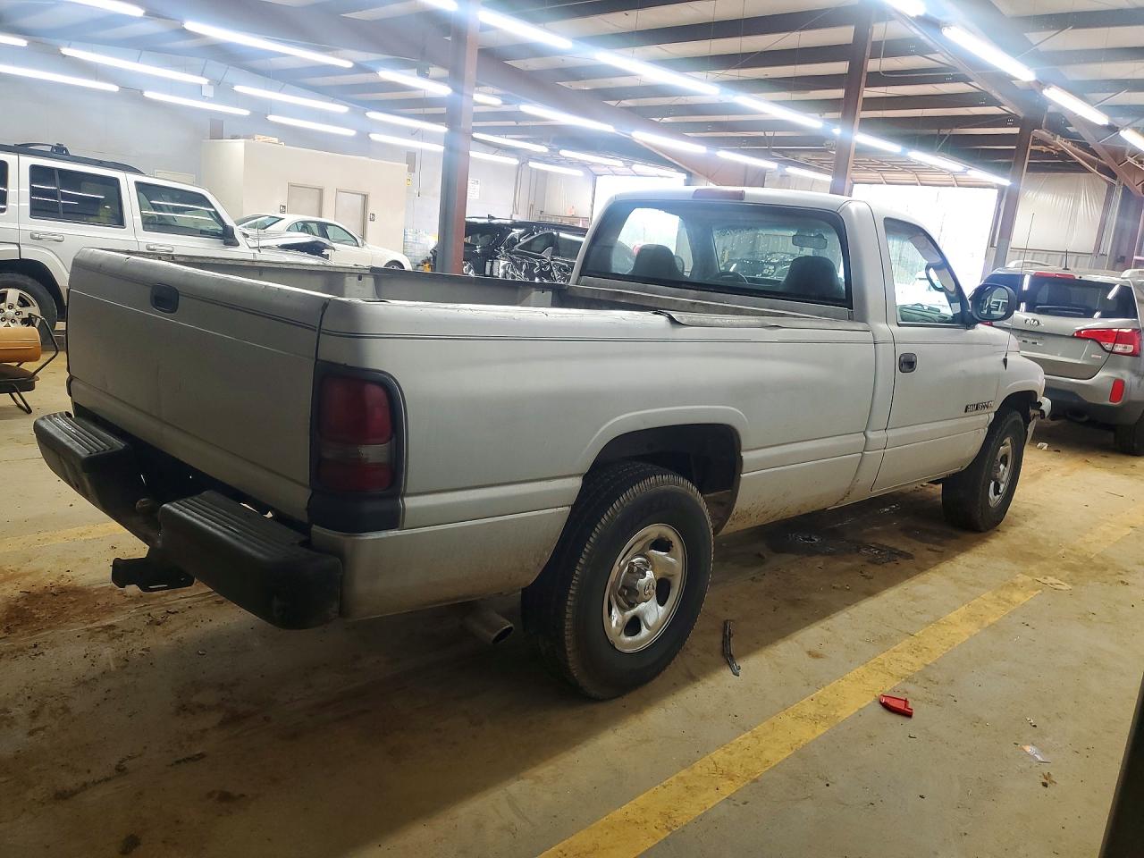 2001 DODGE RAM 1500 photo 5