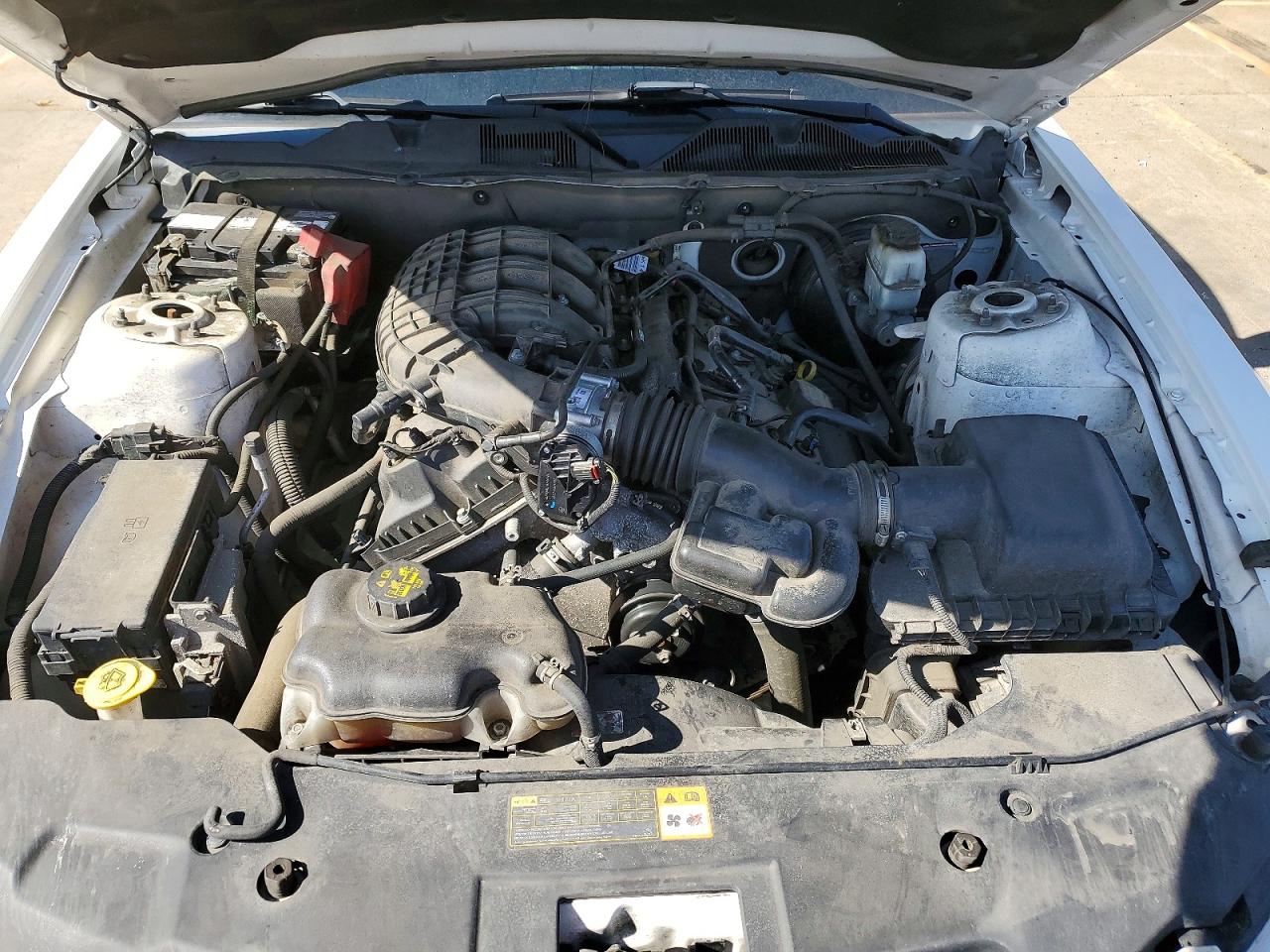2012 FORD MUSTANG photo 21