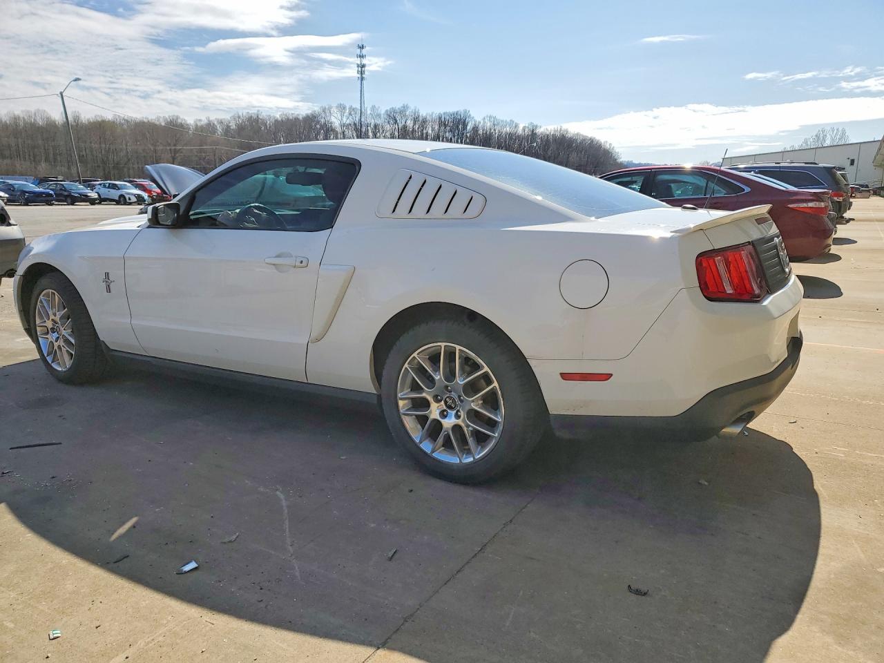 2012 FORD MUSTANG photo 3