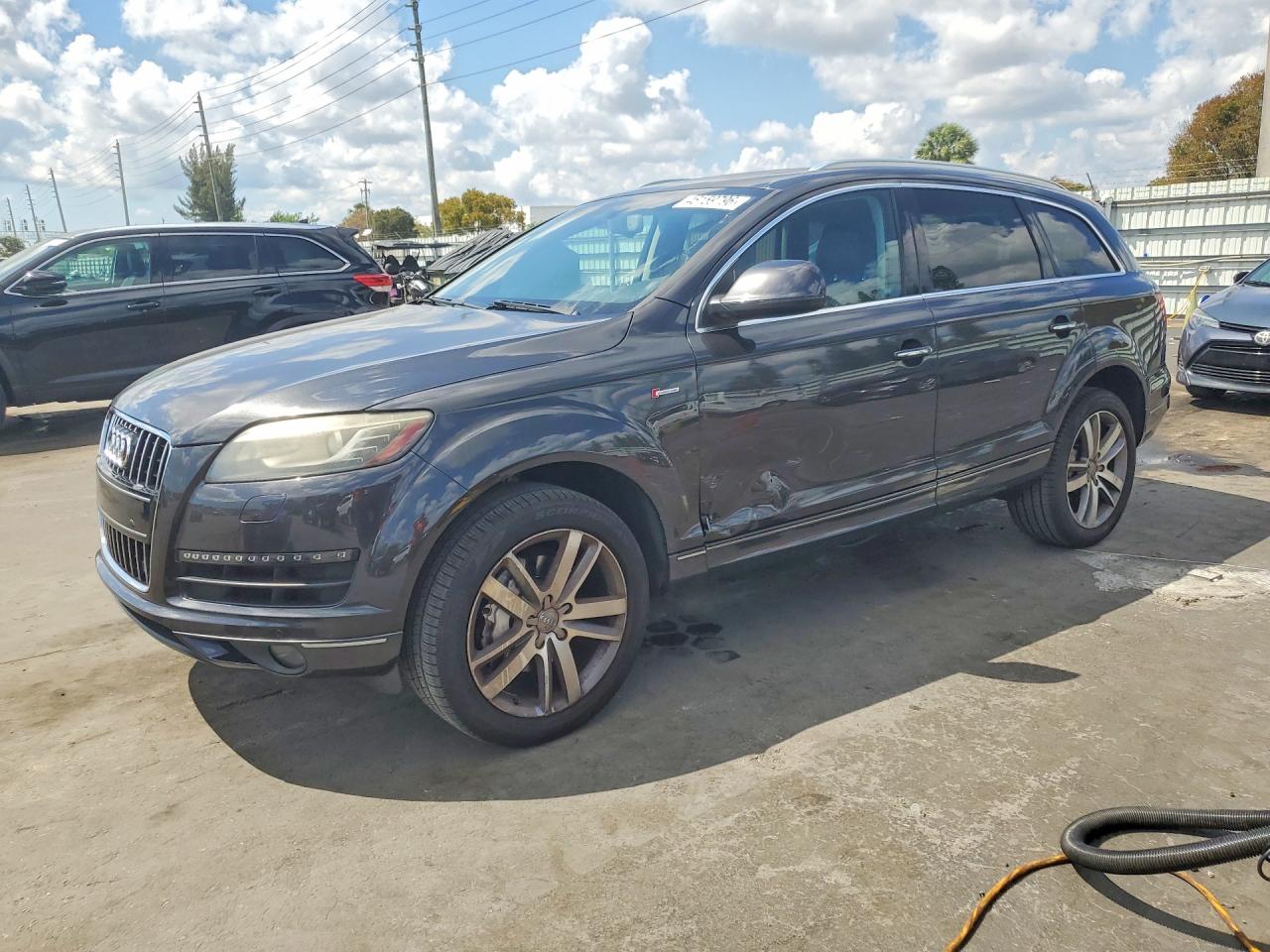 2015 AUDI Q7