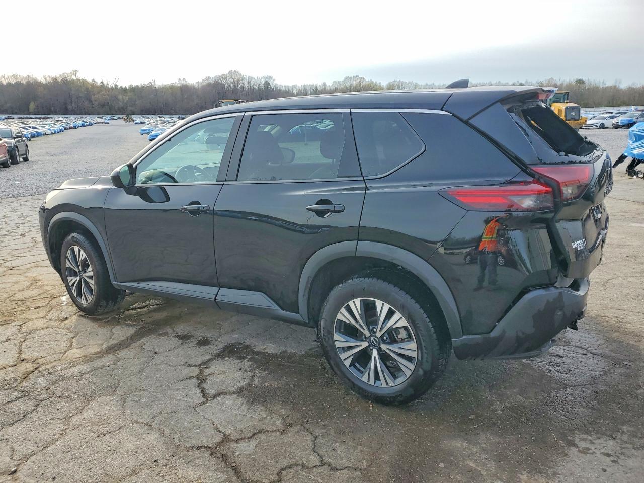 2023 NISSAN ROGUE SV photo 3