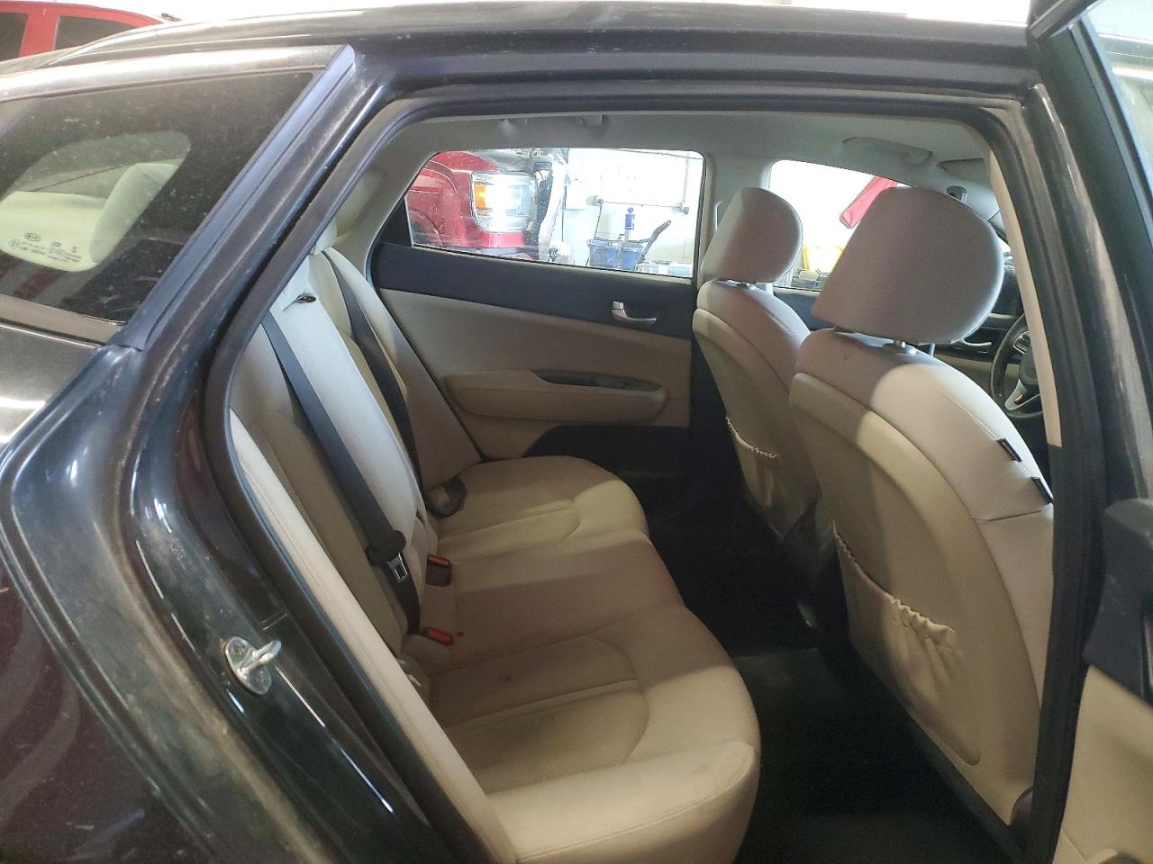2016 KIA OPTIMA LX photo 10