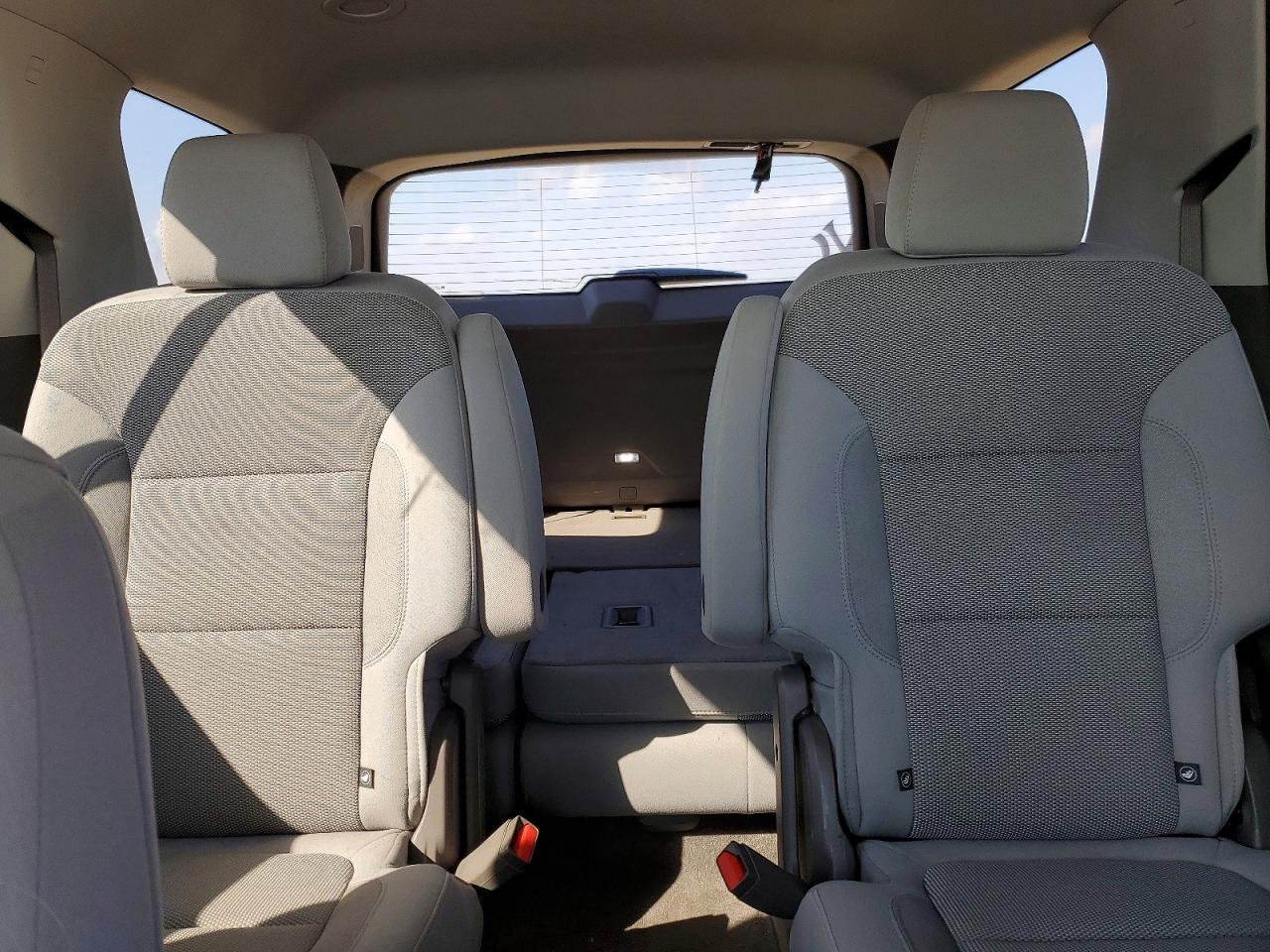 2020 CHEVROLET TRAVERSE LT photo 10