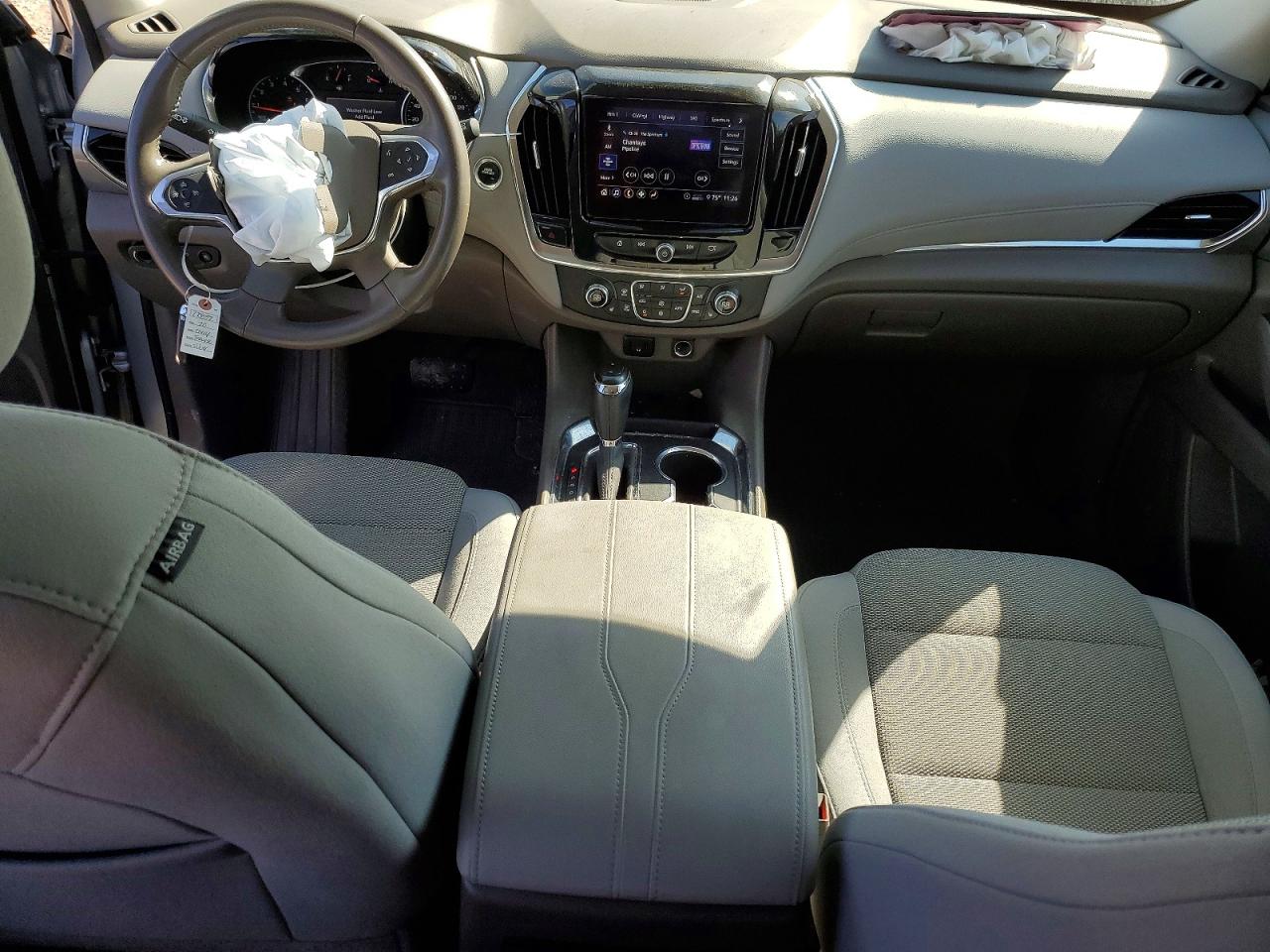 2020 CHEVROLET TRAVERSE LT photo 8