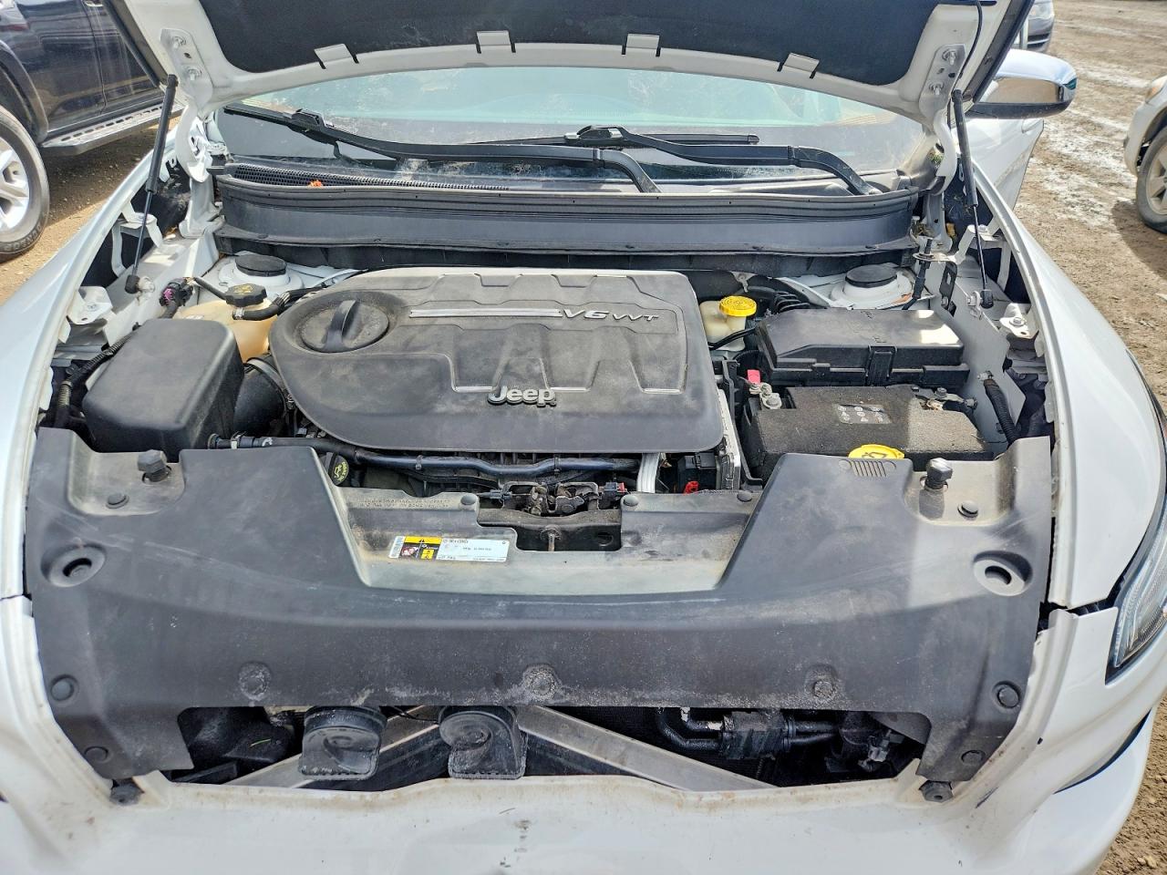 2016 JEEP CHEROKEE LATITUDE photo 11