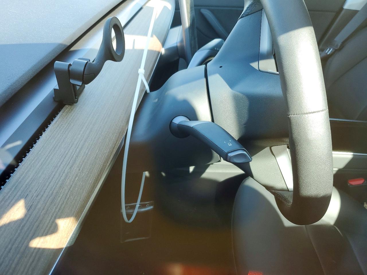2021 TESLA MODEL Y photo 9