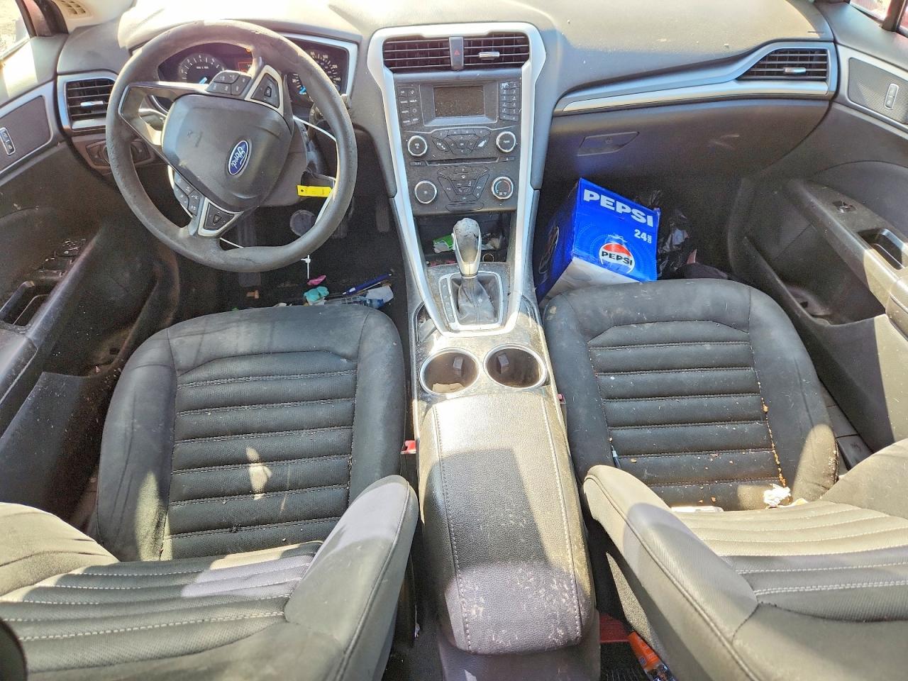 2013 FORD FUSION SE photo 15