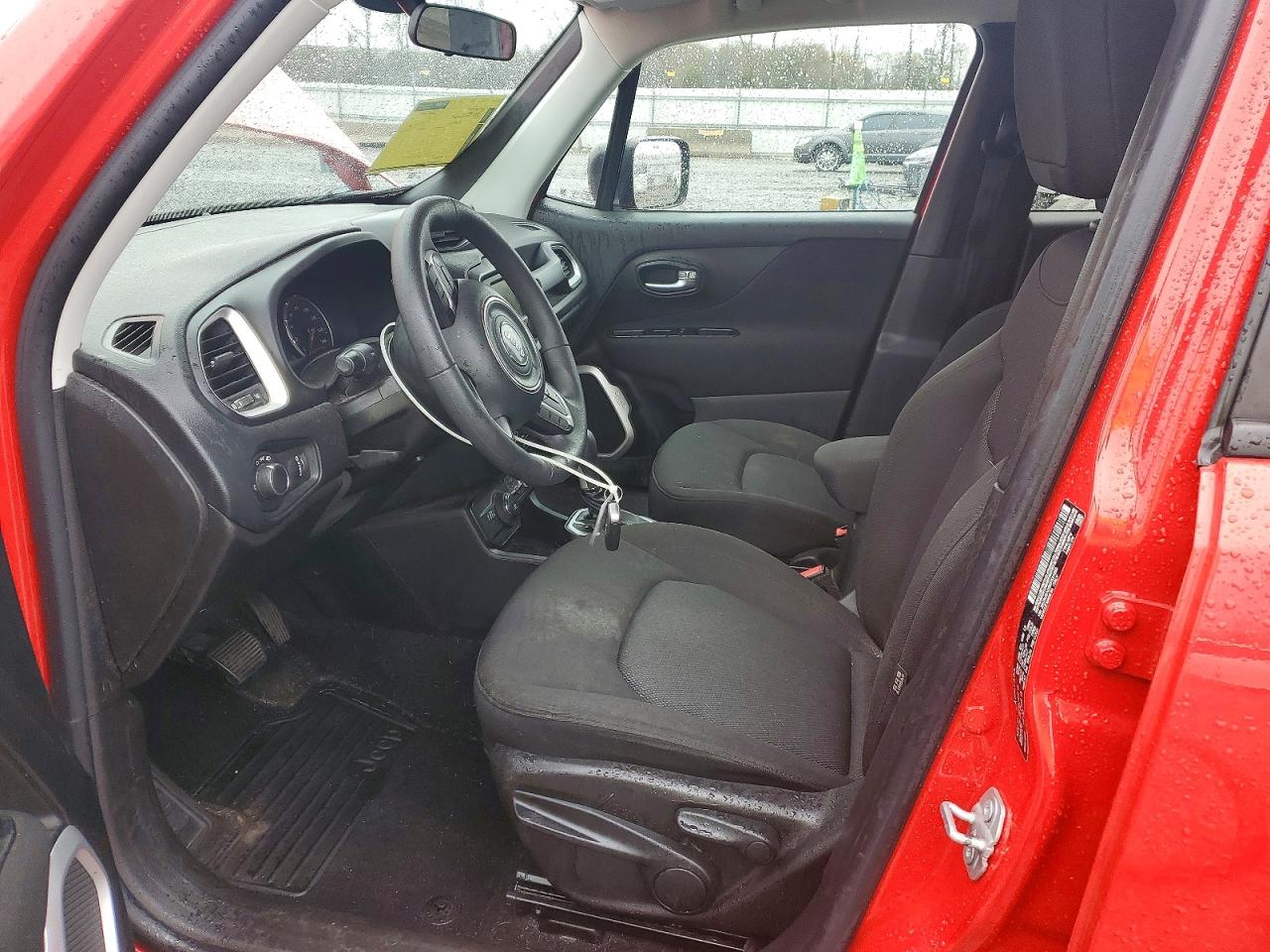 2019 JEEP RENEGADE SPORT photo 13