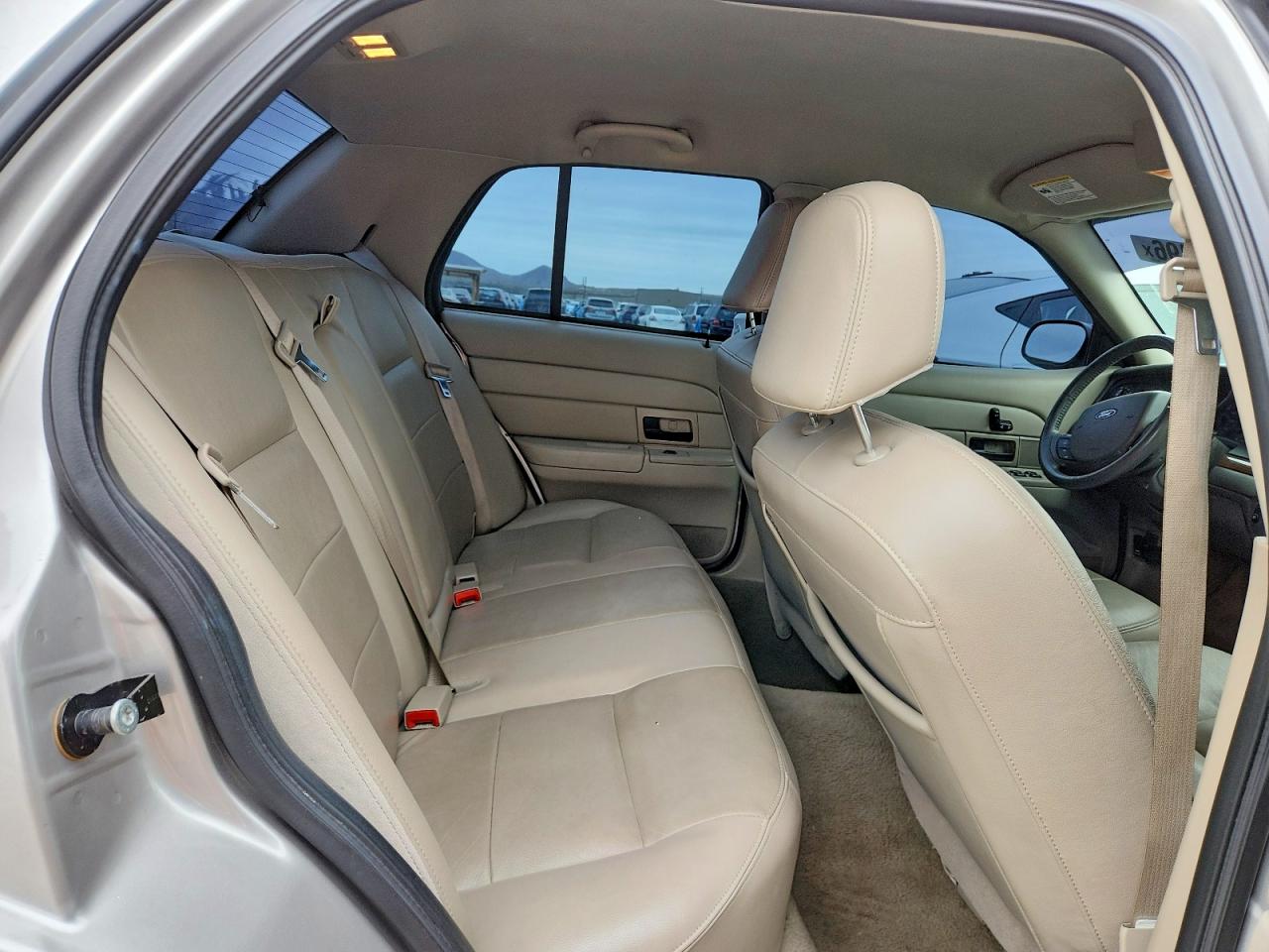 2008 FORD CROWN VICTORIA LX photo 19