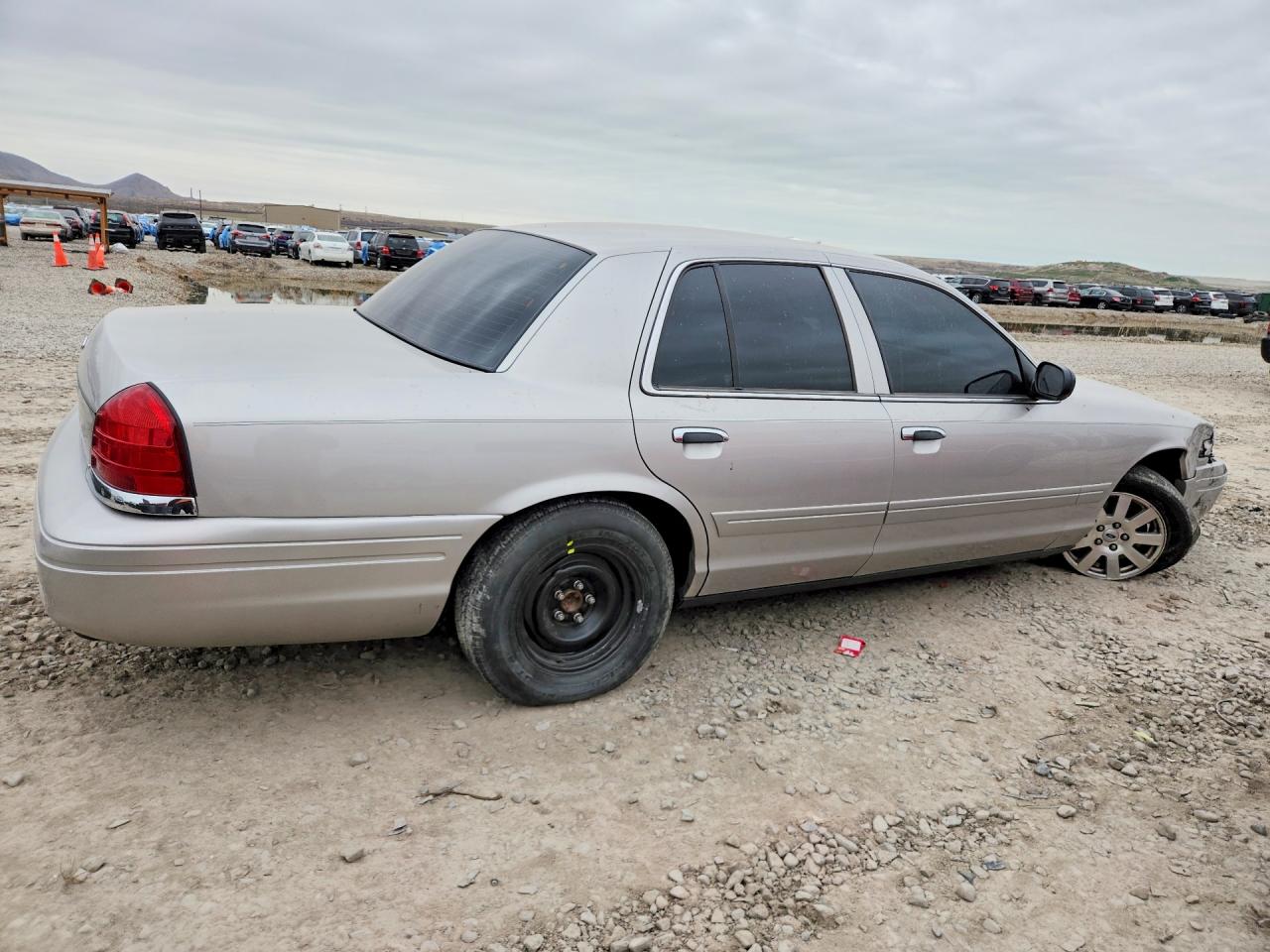 2008 FORD CROWN VICTORIA LX photo 5