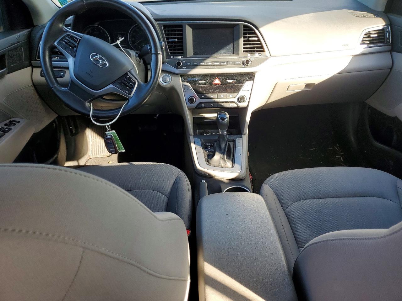 2018 HYUNDAI ELANTRA VALUE EDITION photo 8