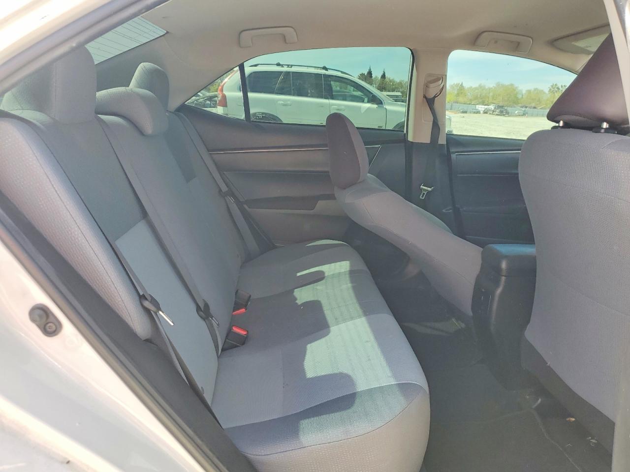 2016 TOYOTA COROLLA L photo 19