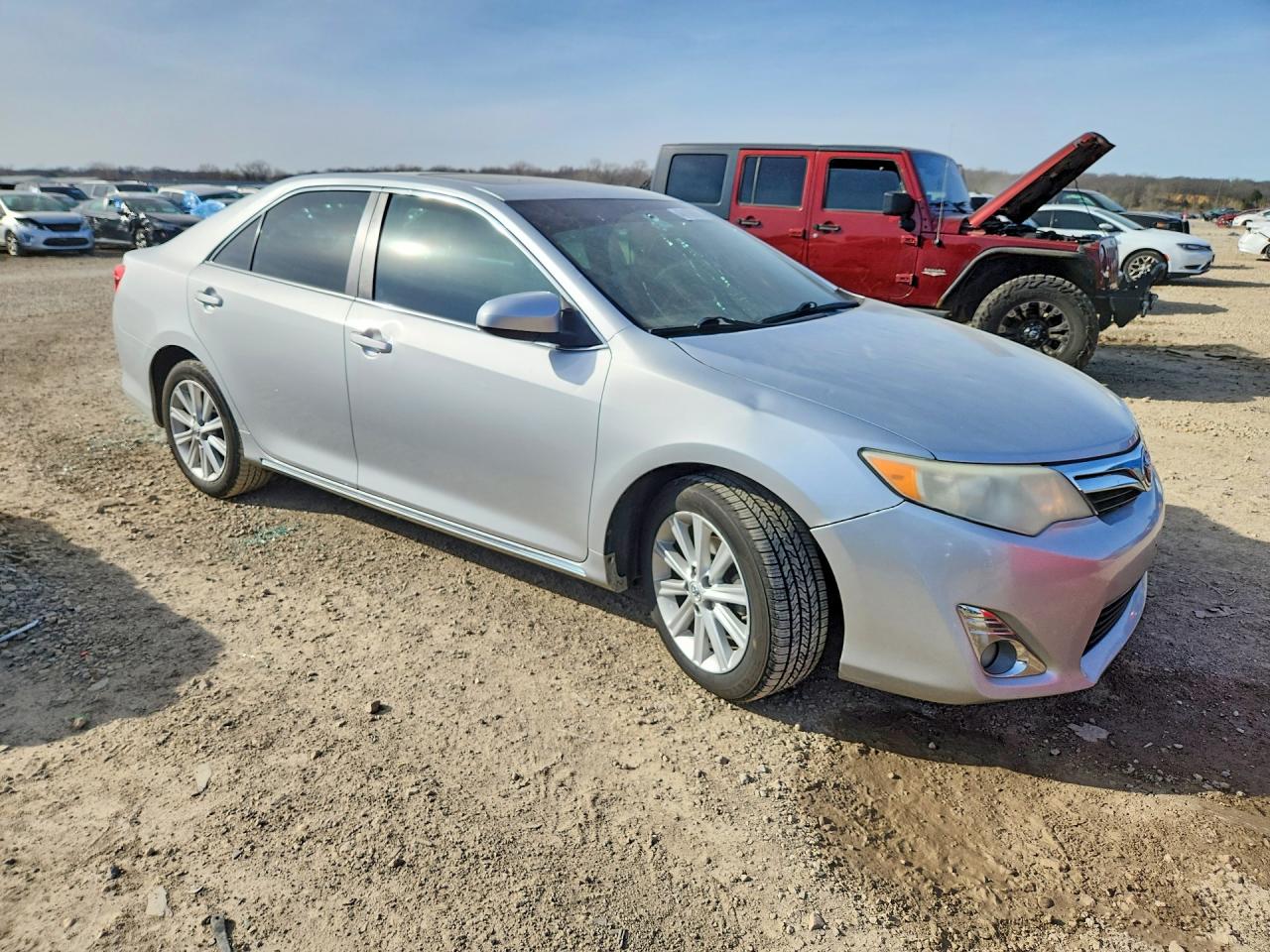 2014 TOYOTA CAMRY XLE V6 photo 4