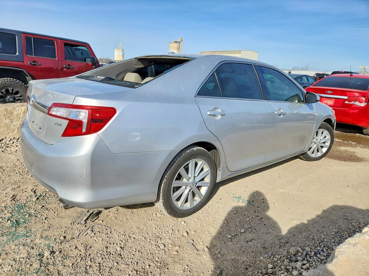 2014 TOYOTA CAMRY XLE V6 photo 3