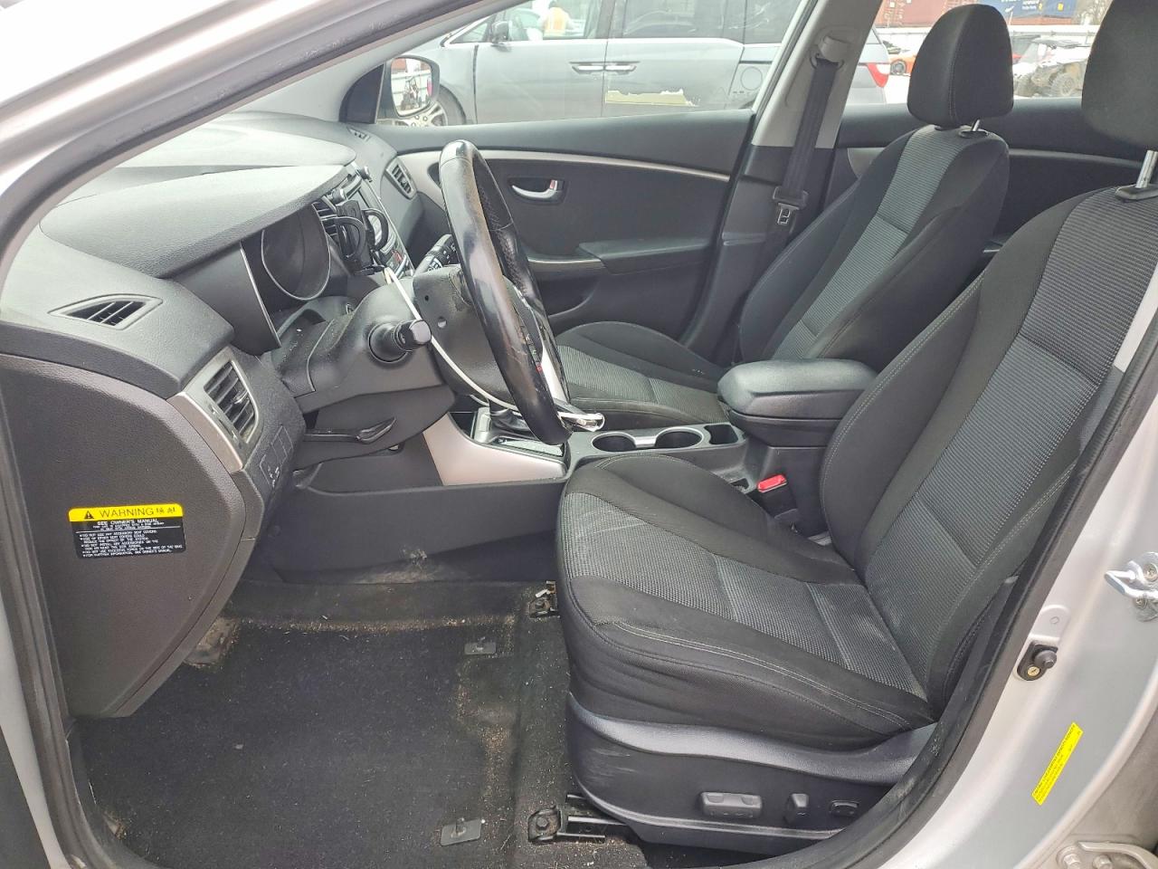 2016 HYUNDAI ELANTRA GT BASE photo 7