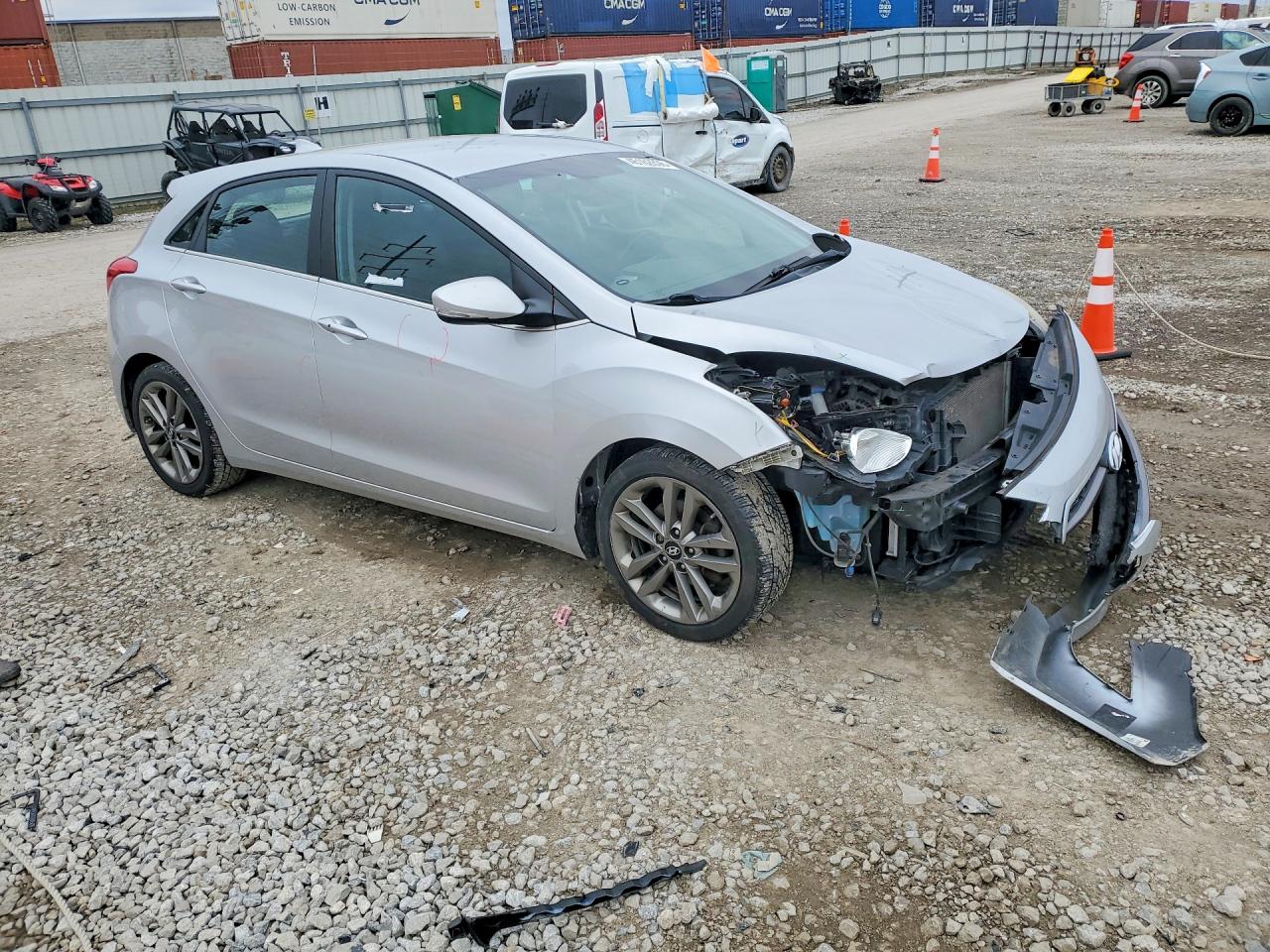 2016 HYUNDAI ELANTRA GT BASE photo 4