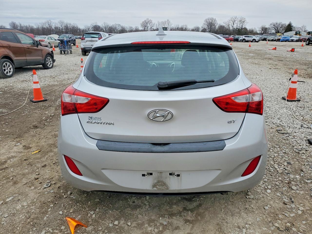 2016 HYUNDAI ELANTRA GT BASE photo 6