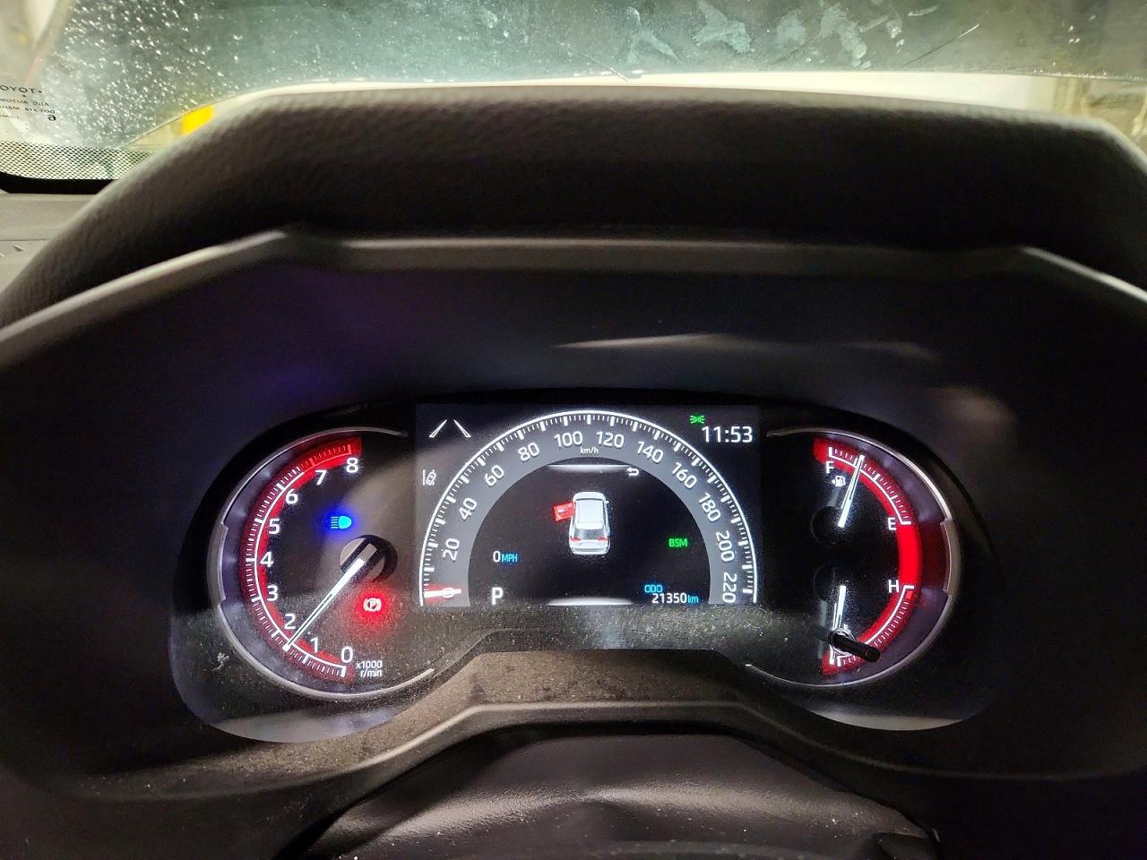 2025 TOYOTA RAV4 LE photo 25