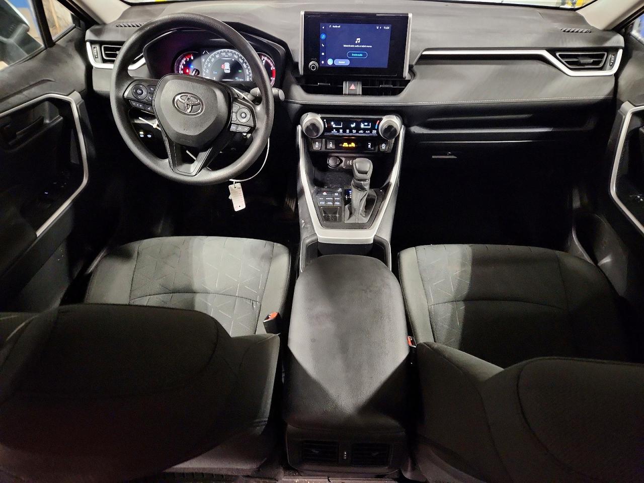 2025 TOYOTA RAV4 LE photo 22
