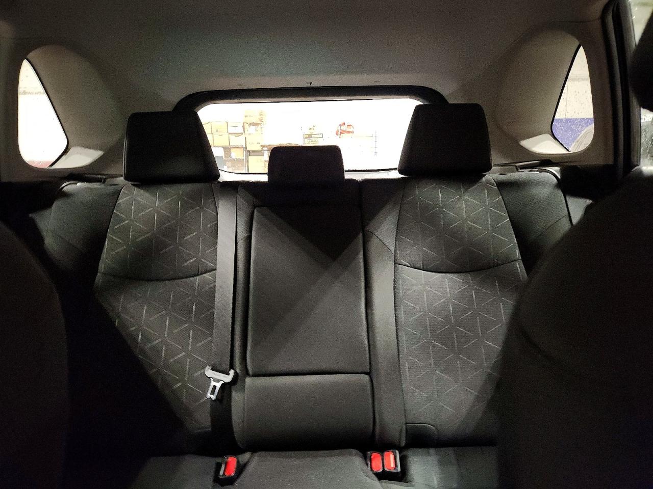 2025 TOYOTA RAV4 LE photo 28