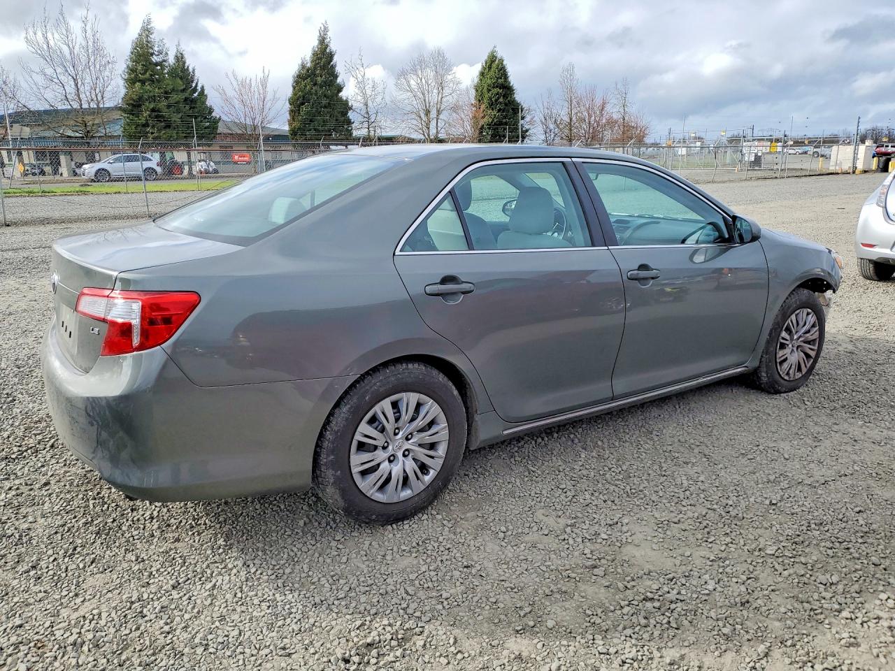 2012 TOYOTA CAMRY LE photo 7