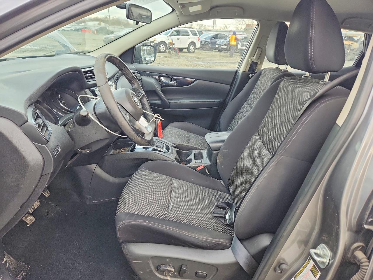 2018 NISSAN ROGUE SPORT SV photo 13