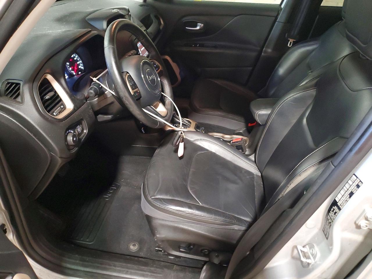 2015 JEEP RENEGADE LIMITED photo 13