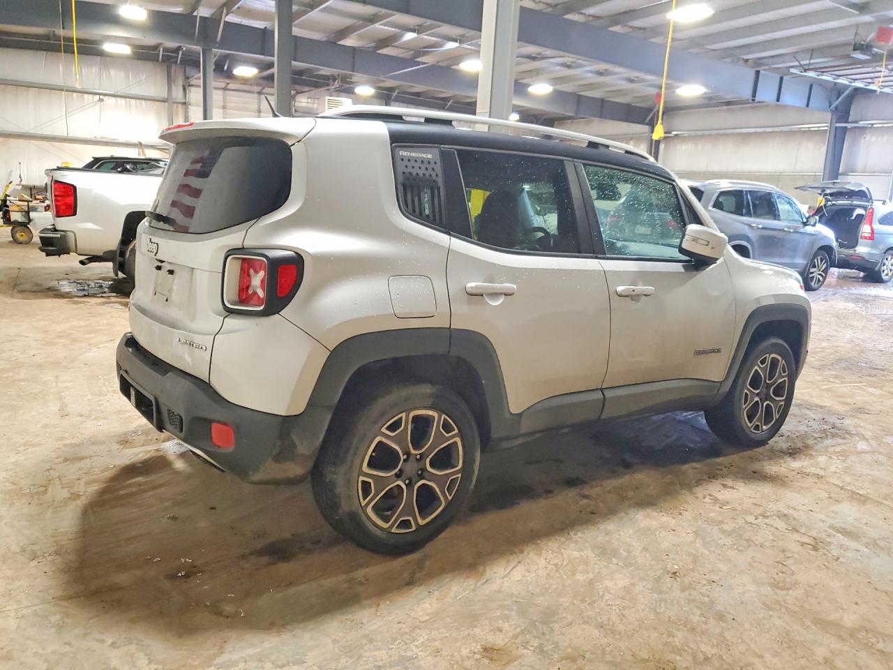 2015 JEEP RENEGADE LIMITED photo 5