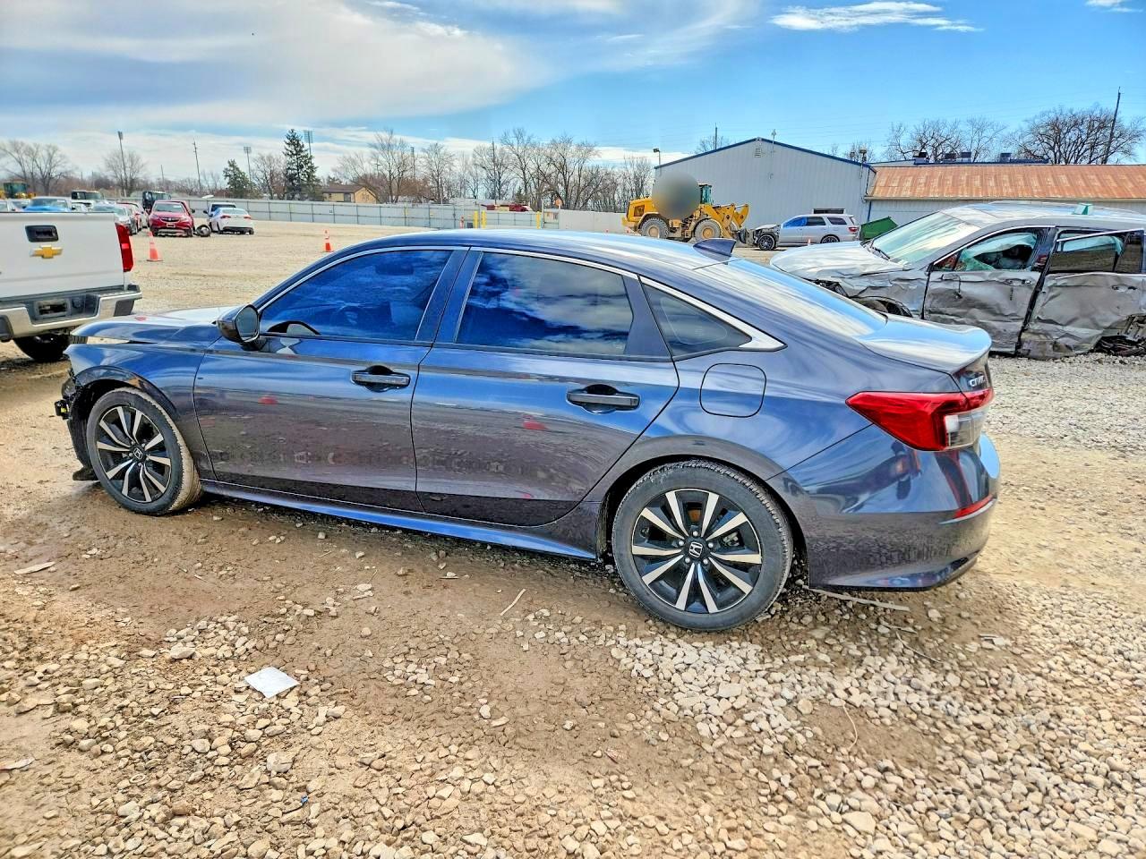 2023 HONDA CIVIC EX photo 3