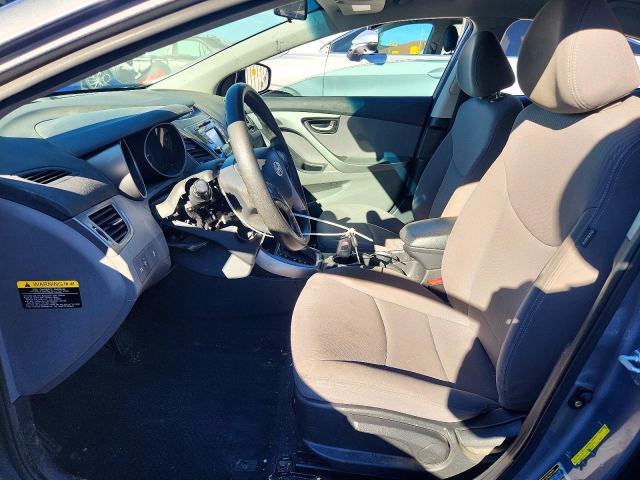 2015 HYUNDAI ELANTRA SE photo 13