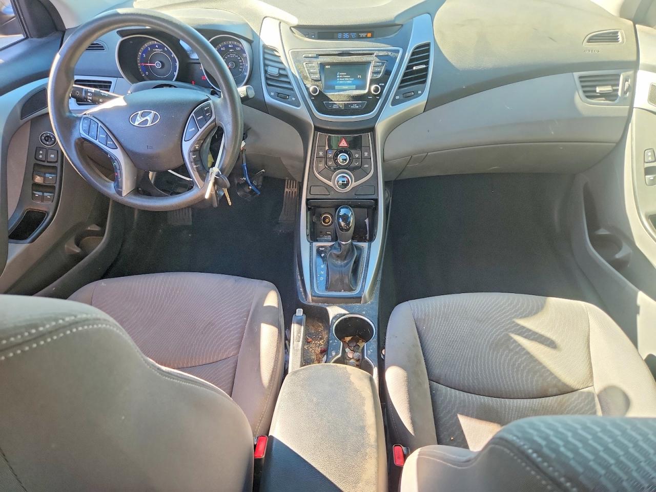 2015 HYUNDAI ELANTRA SE photo 15