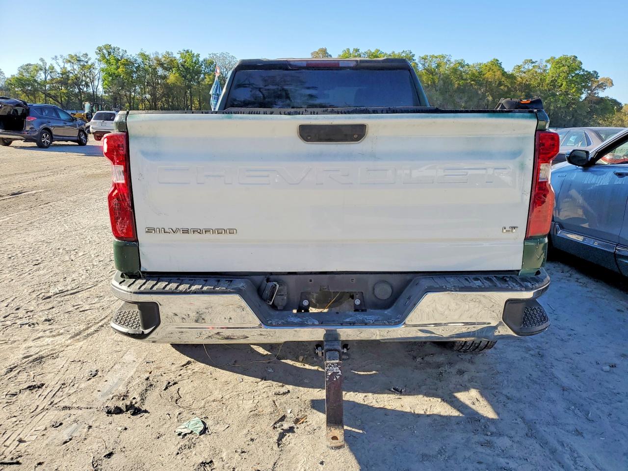 2020 CHEVROLET SILVERADO K1500 LT photo 6