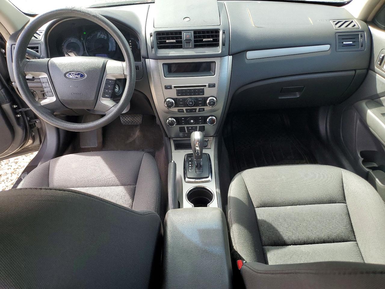 2010 FORD FUSION SE photo 8