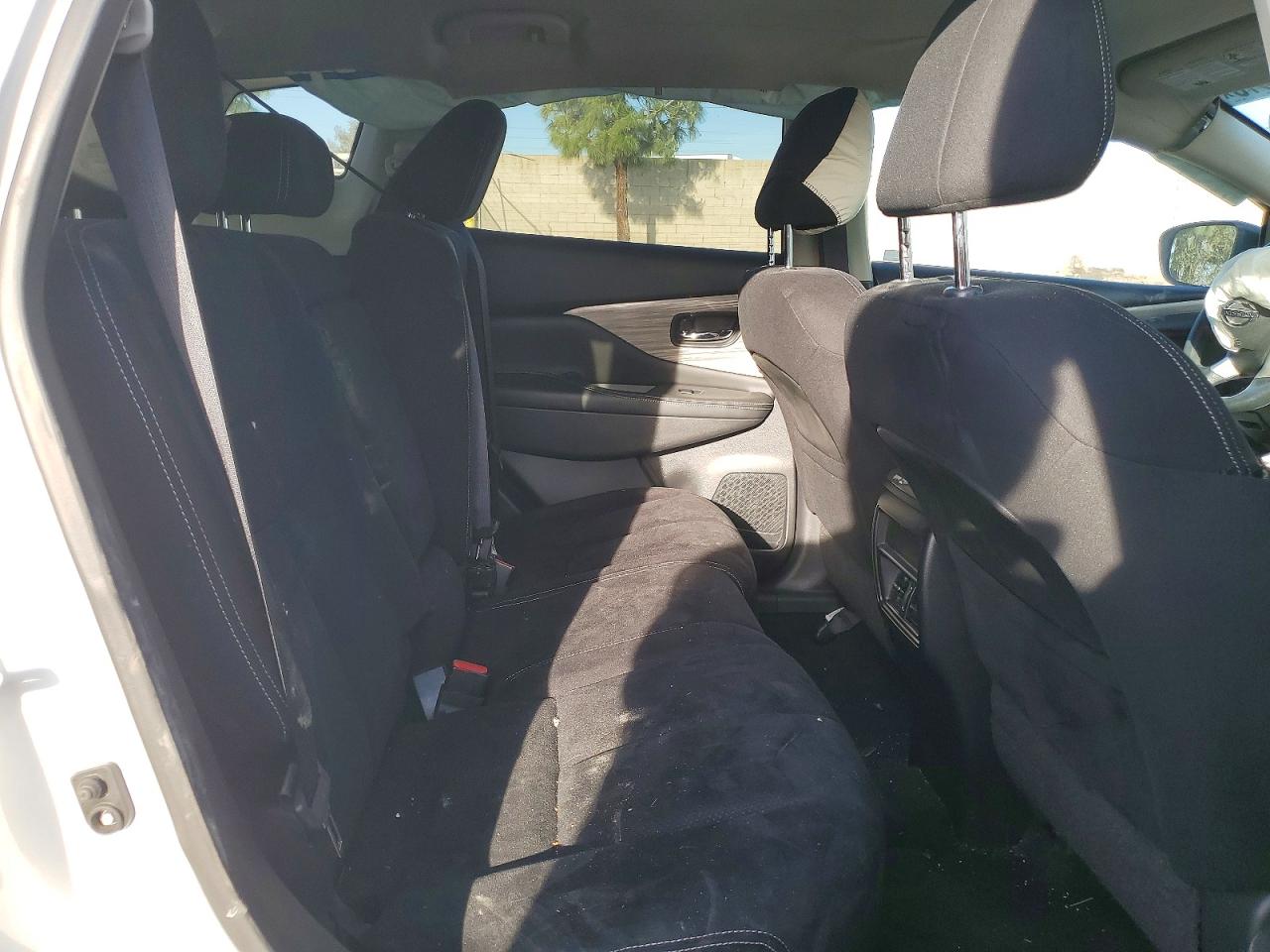 2017 NISSAN MURANO S photo 19
