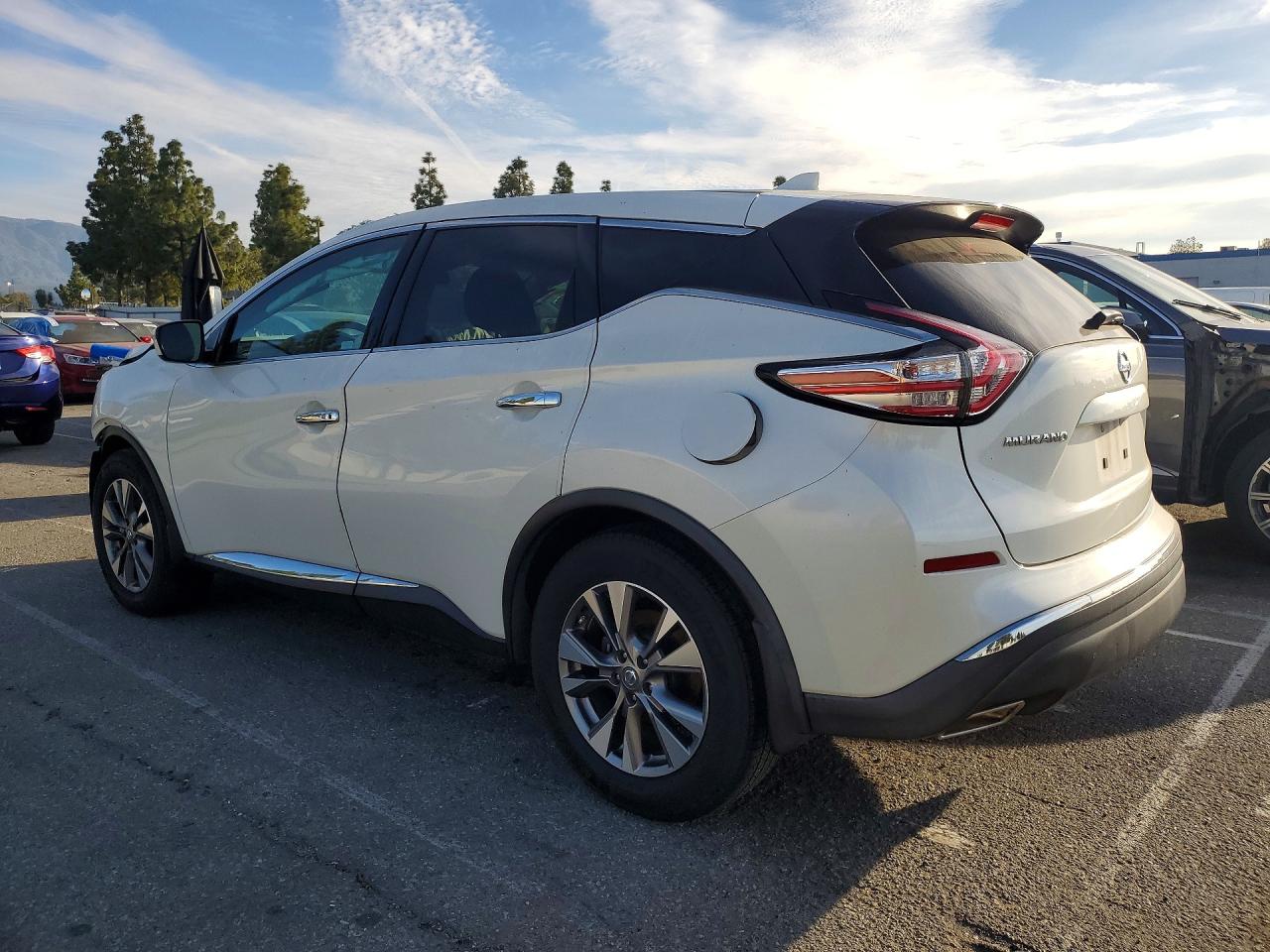 2017 NISSAN MURANO S photo 3