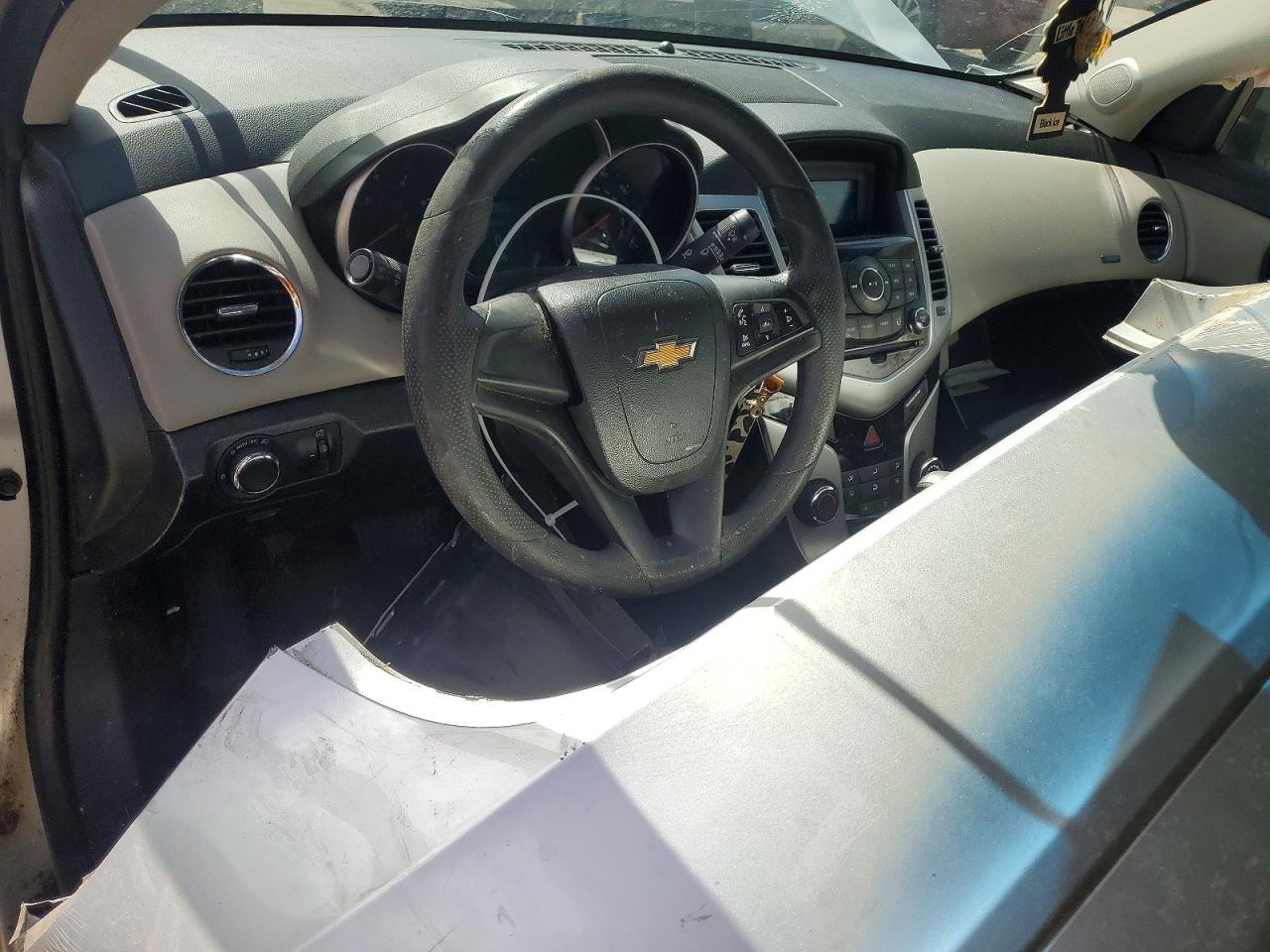 2016 CHEVROLET CRUZE LIMITED LS photo 15