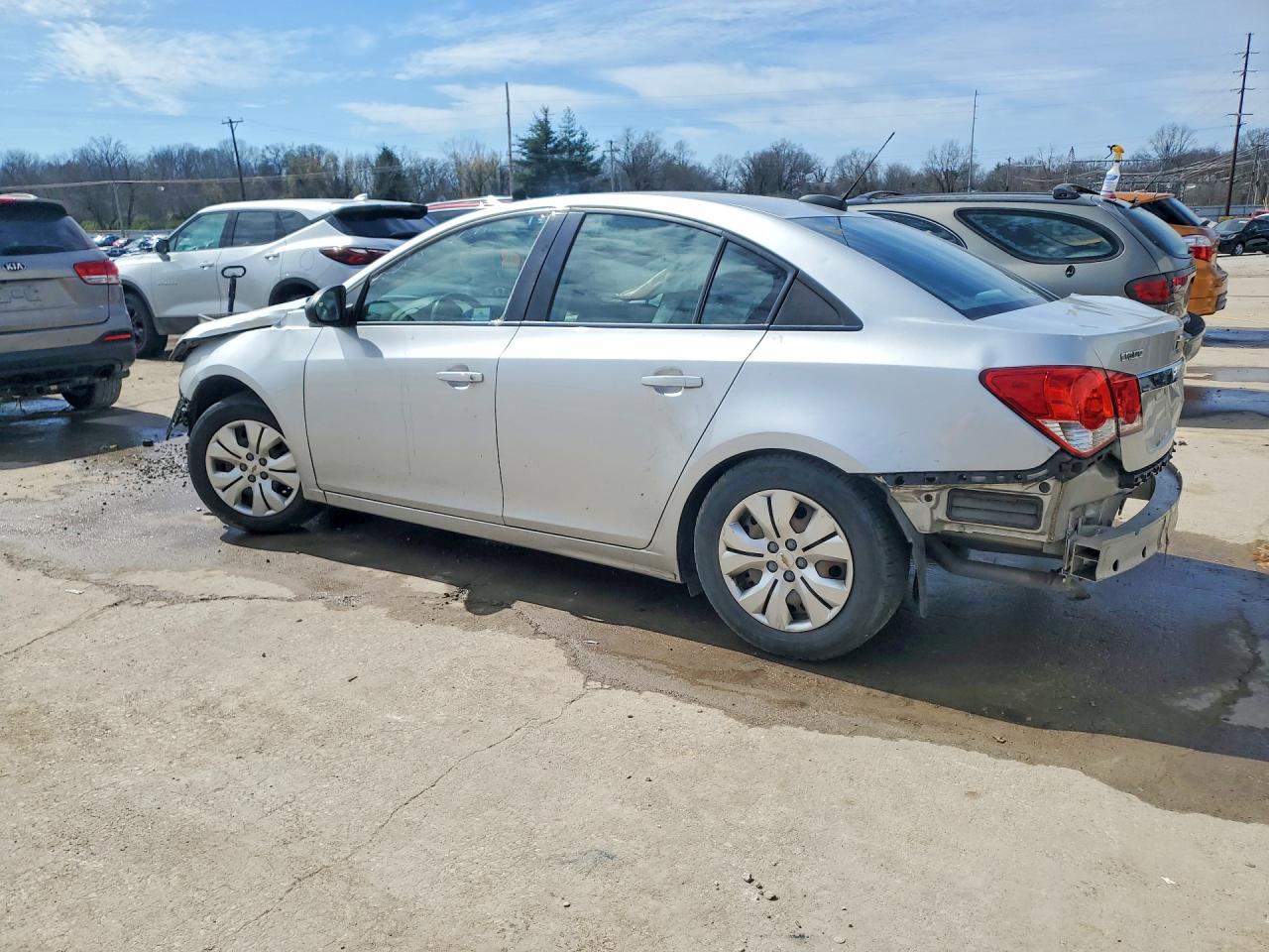 2016 CHEVROLET CRUZE LIMITED LS photo 3