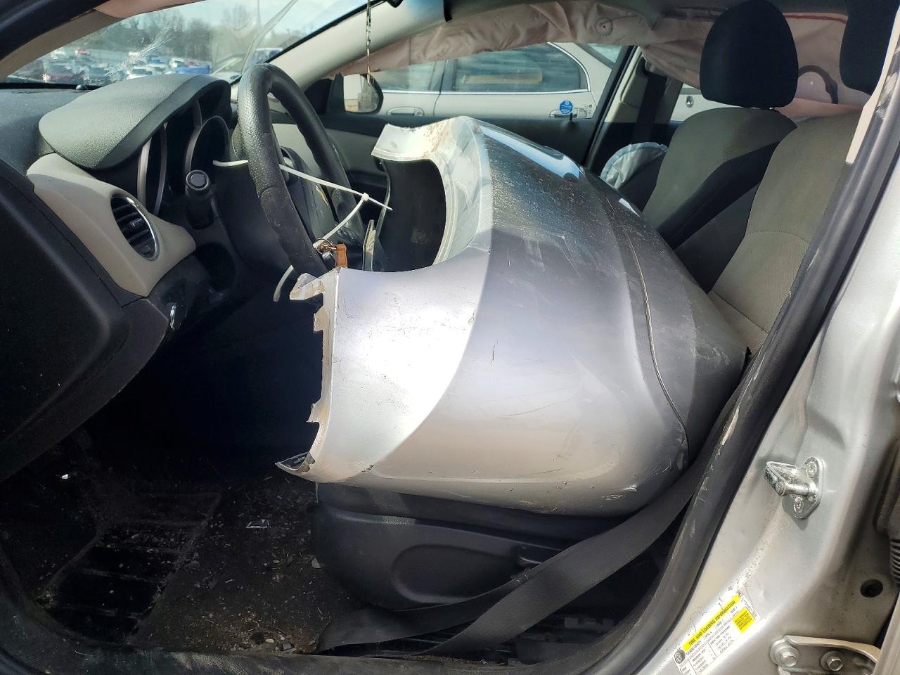2016 CHEVROLET CRUZE LIMITED LS photo 13