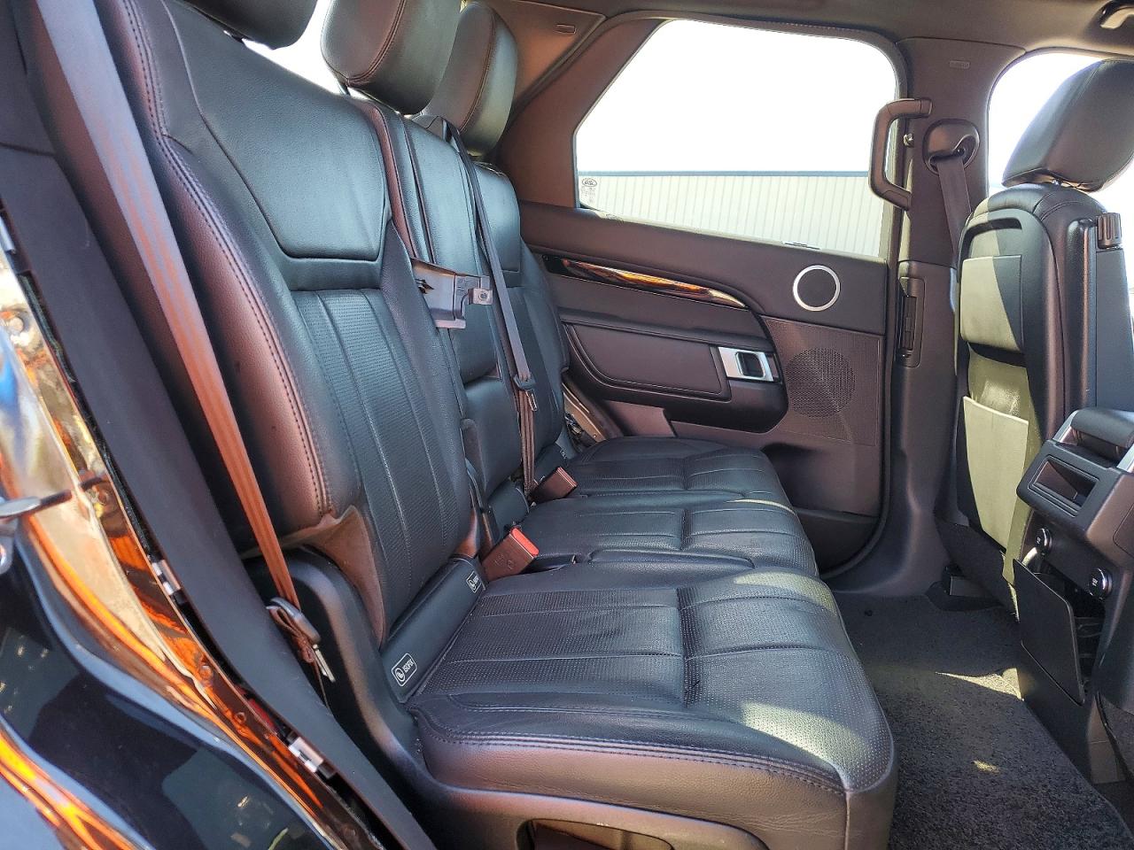 2019 LAND ROVER DISCOVERY SE photo 21