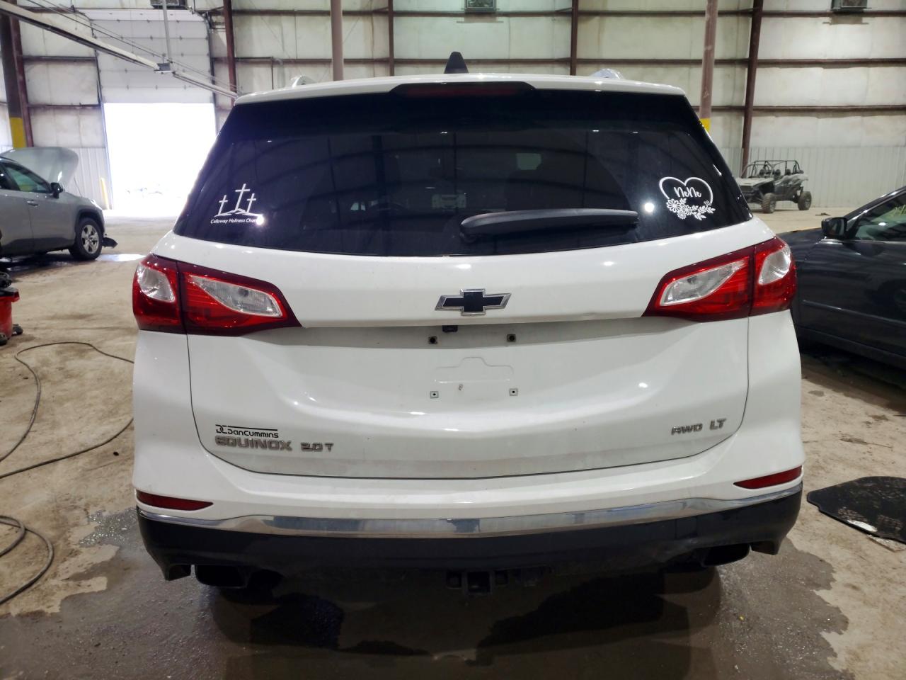 2020 CHEVROLET EQUINOX LT photo 11
