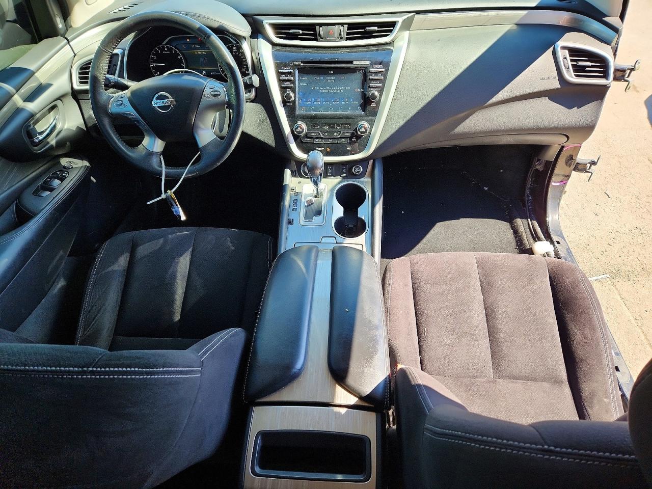 2017 NISSAN MURANO SV photo 8