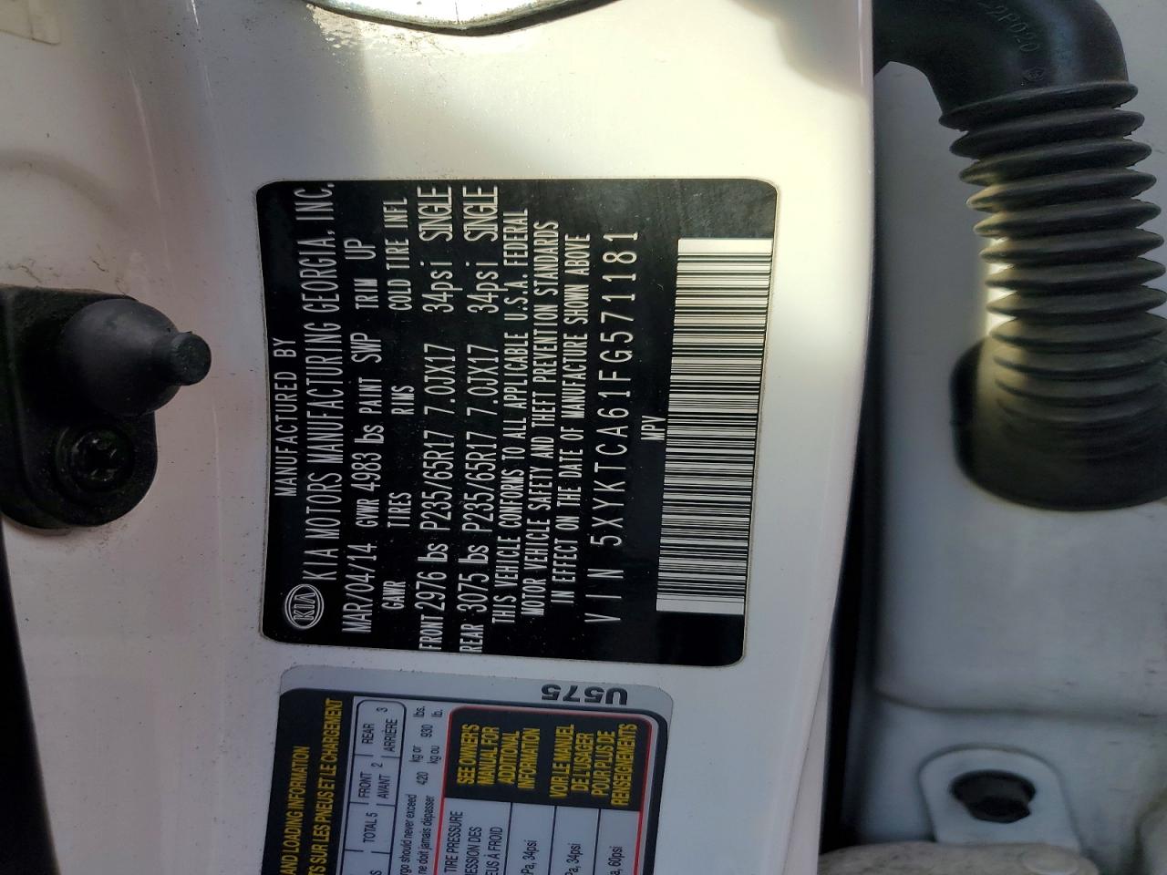 2015 KIA SORENTO LX photo 25