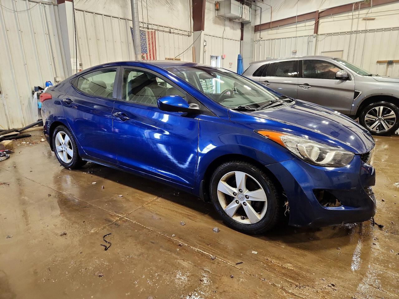 2013 HYUNDAI ELANTRA GLS photo 4
