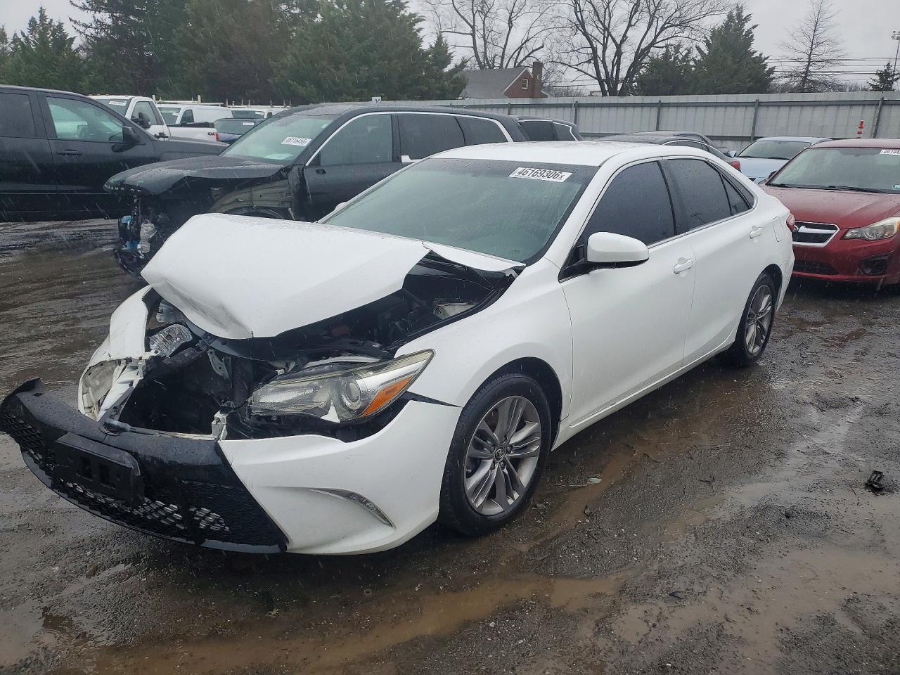 2015 TOYOTA CAMRY