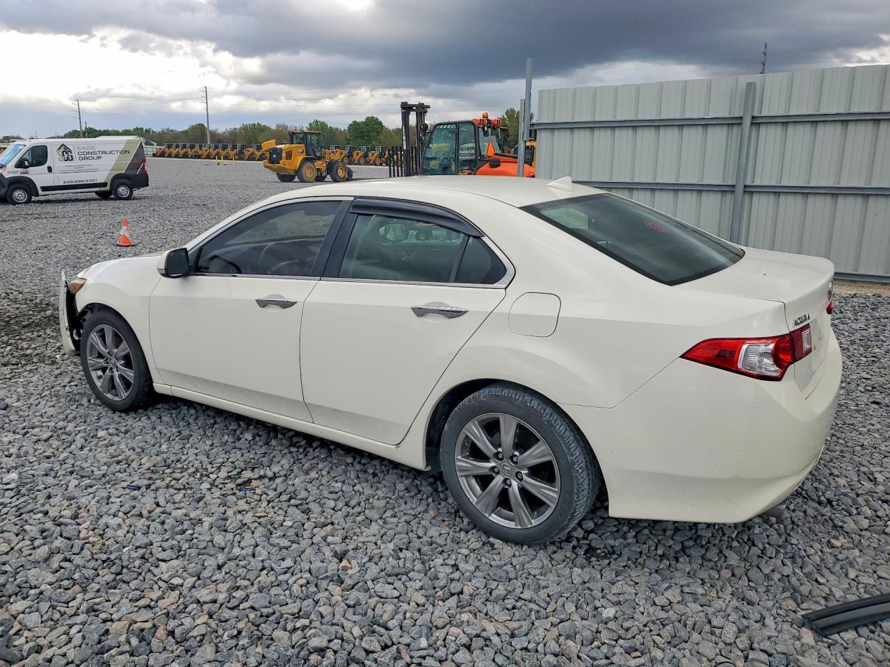 2011 ACURA TSX photo 2