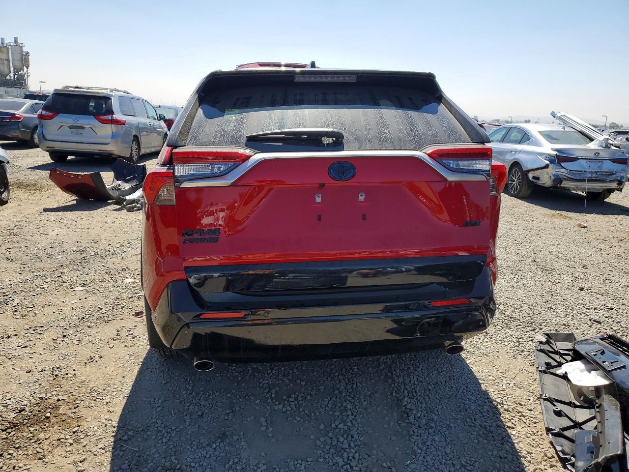 2024 TOYOTA RAV4 PRIME XSE photo 11