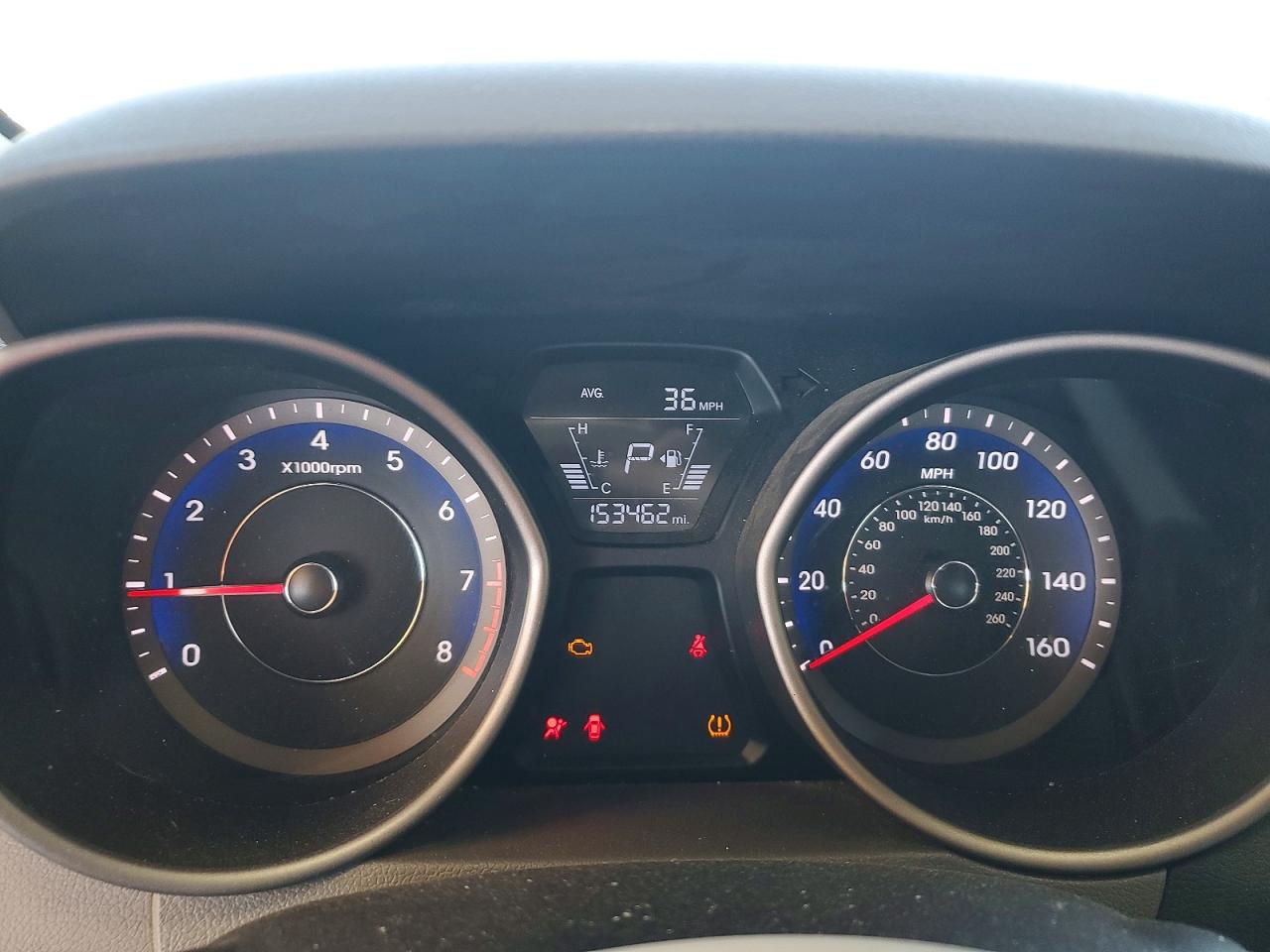 2015 HYUNDAI ELANTRA SE photo 9