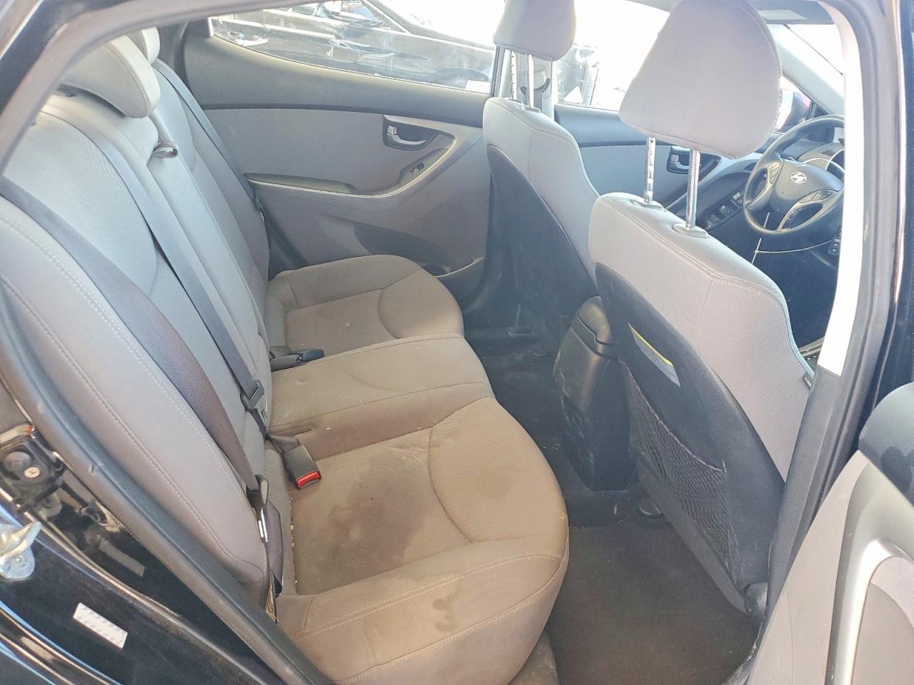 2015 HYUNDAI ELANTRA SE photo 10