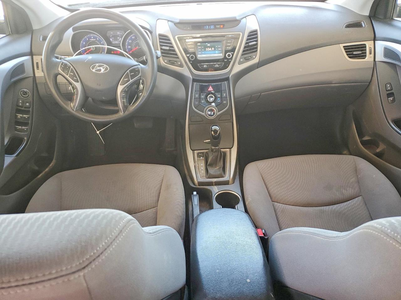 2015 HYUNDAI ELANTRA SE photo 8
