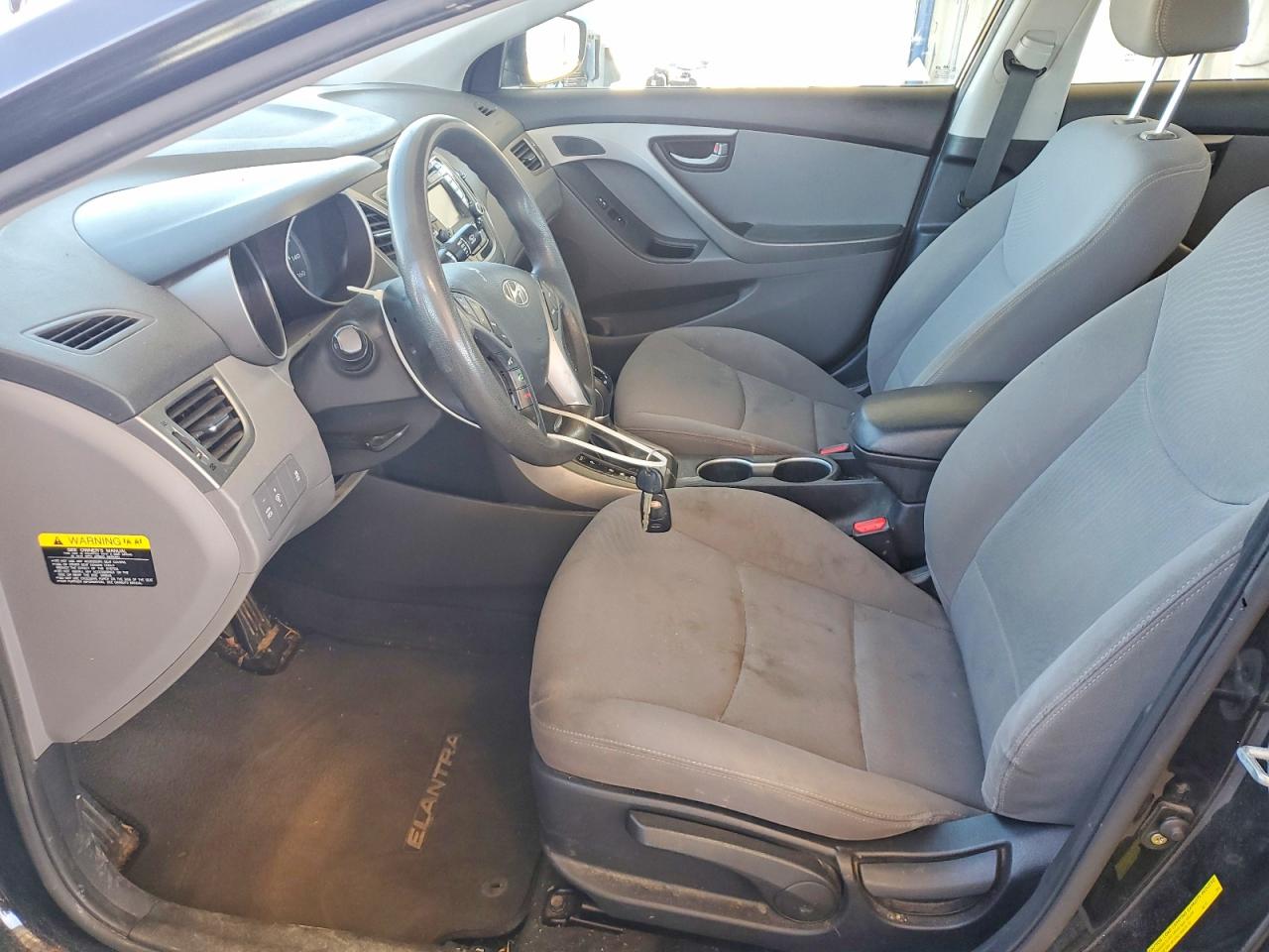 2015 HYUNDAI ELANTRA SE photo 7